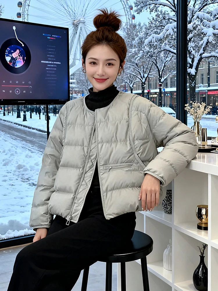 Женская утепленная хлопковая куртка с круглым вырезом, свободного кроя, теплая, зимняя верхняя одежда в корейском стиле для повседневной носки
Женская утепленная хлопковая куртка с круглым вырезом, свободного кроя, теплая, зимняя верхняя одежда в корейском стиле для повседневной носки