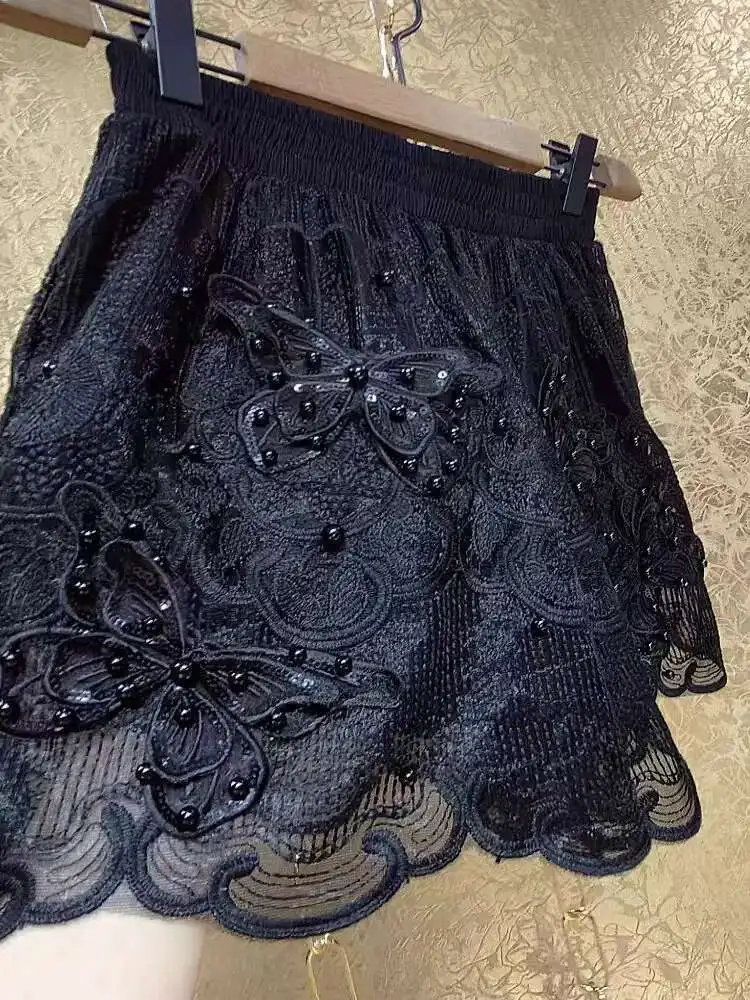 New Trend 2025 Pearls Beads Lace Embroidery Sweet Shorts For Women's Two Layers Black Hot Pant Young Girls Short
New Trend 2025 Pearls Beads Lace Embroidery Sweet Shorts For Women's Two Layers Black Hot Pant Young Girls Short