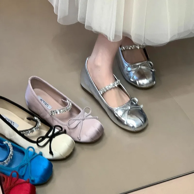 Silver Rhinestone Knot Ballet Flat Shoes Women's Spring Summer New Style Flat Bottom Heightening Mary Jane Shoes
Silver Rhinestone Knot Ballet Flat Shoes Women's Spring Summer New Style Flat Bottom Heightening Mary Jane Shoes
