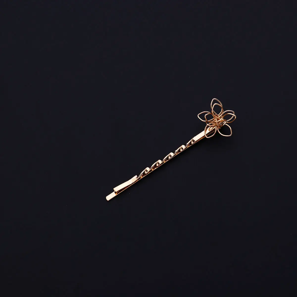 Набор из 7 заколок для волос: прочные металлические заколки-невидимки различных форм для женщин и девочек, подарок на свадьбу или вечеринку
Набор из 7 заколок для волос: прочные металлические заколки-невидимки различных форм для женщин и девочек, подарок на свадьбу или вечеринку