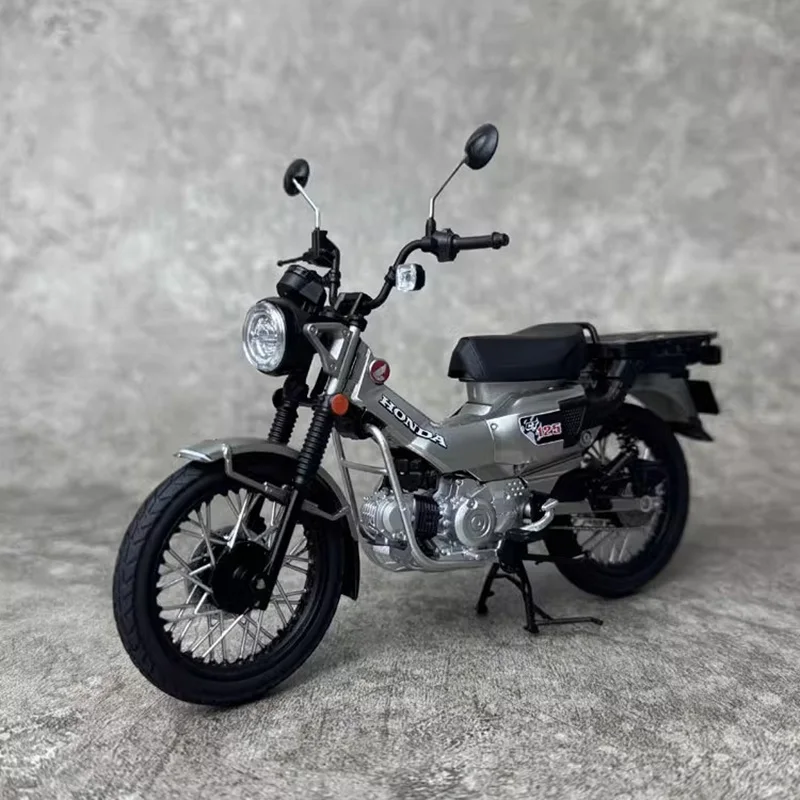 1:12 HONDA Trail CT125 Hunter Cub Alloy Sports Motorcycle Model Diecasts Street Racing Motorcycle Model Simulation Kids Toy Gift
1:12 HONDA Trail CT125 Hunter Cub Alloy Sports Motorcycle Model Diecasts Street Racing Motorcycle Model Simulation Kids Toy Gift