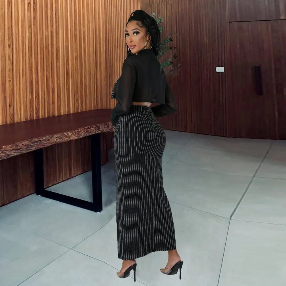 Autumn Winter Women's Long Sleeve Shirt Style Belly Button Exposure Half Skirt Set Elastic Waist Fashionable Three Piece Suit
Autumn Winter Women's Long Sleeve Shirt Style Belly Button Exposure Half Skirt Set Elastic Waist Fashionable Three Piece Suit