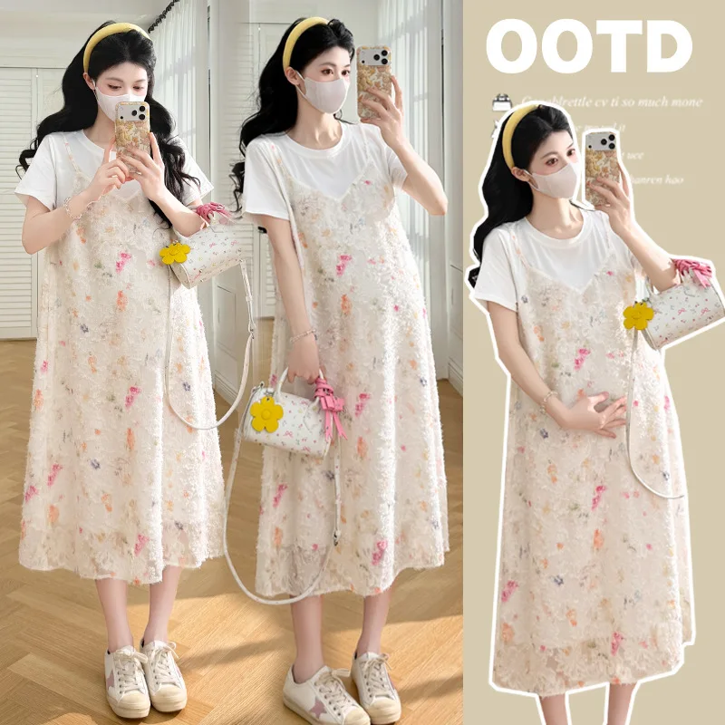 Maternity Dress Summer 2026 Fshion Cute Round Neck Short Sleeve Fake Two-piece Dress for Pregnant Women Gentle Temperament
Maternity Dress Summer 2026 Fshion Cute Round Neck Short Sleeve Fake Two-piece Dress for Pregnant Women Gentle Temperament