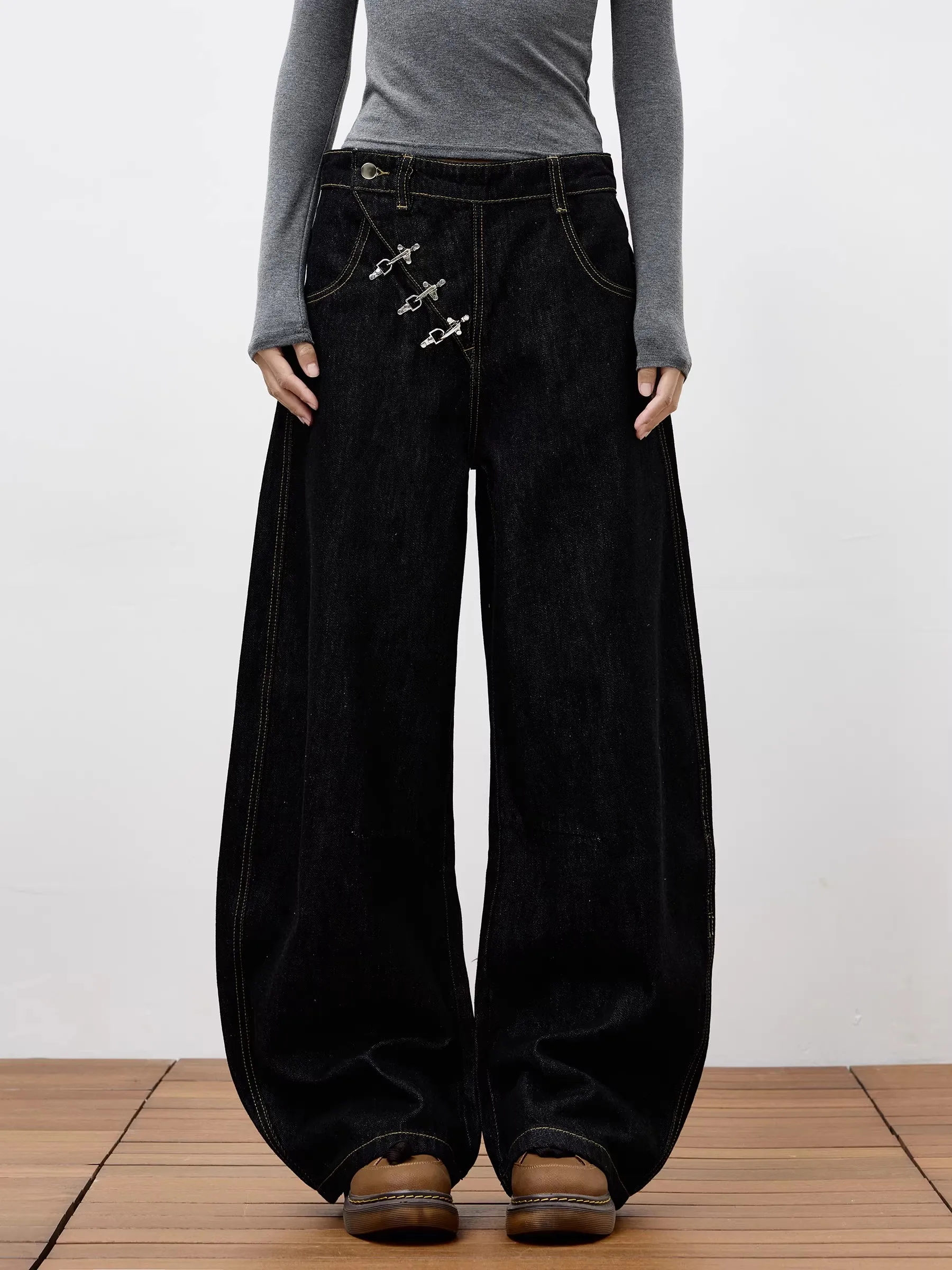 Мужские джинсы-колокольчики с высокой талией American Sle, оригинальный джинсовый нож на молнии, свободный крой, неэластичный l талии
Мужские джинсы-колокольчики с высокой талией American Sle, оригинальный джинсовый нож на молнии, свободный крой, неэластичный l талии