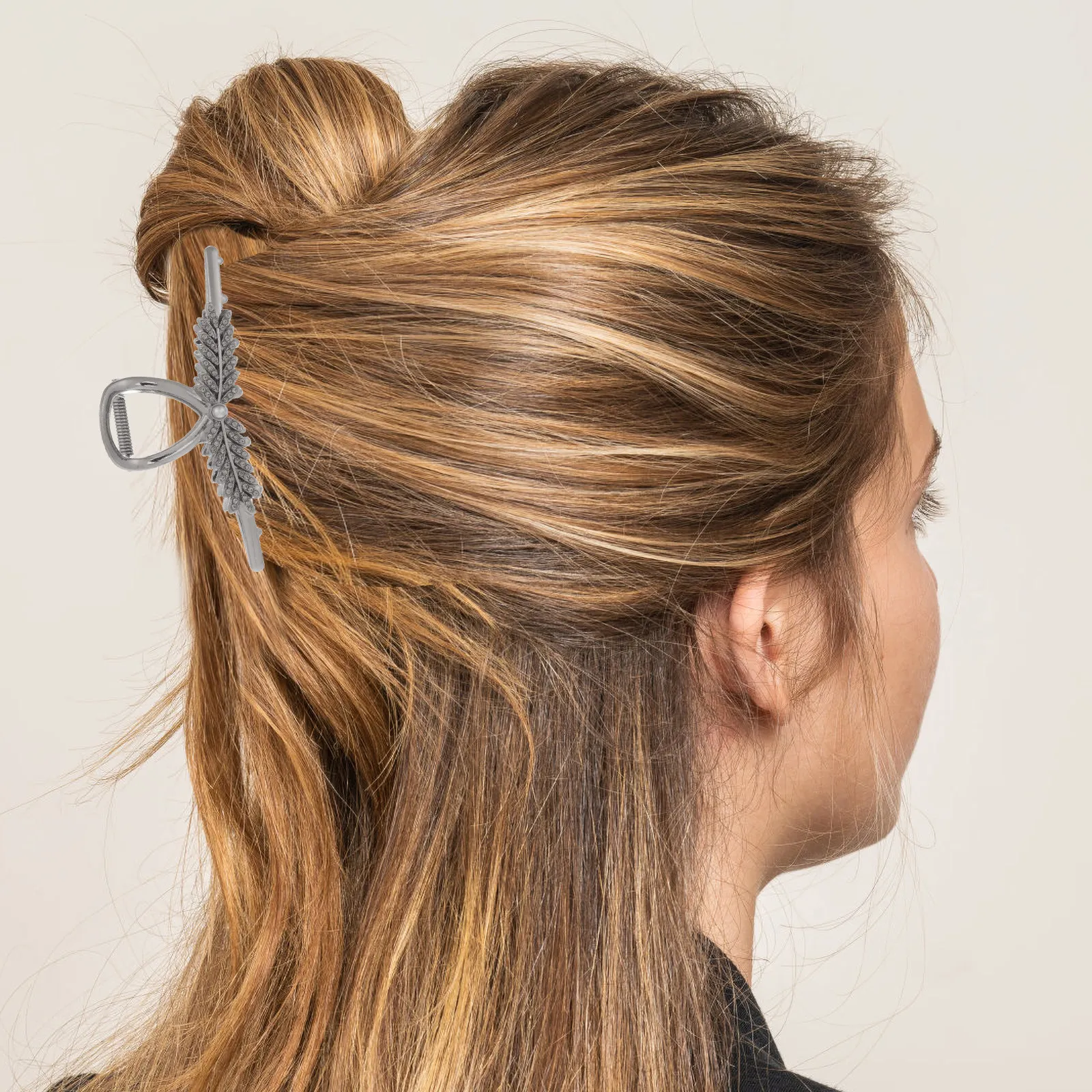 Заколка-краб для волос с дизайном пшеницы, прочная металлическая заколка-краб для женщин, зажим для фиксации волос при макияже, умывании, приготовлении пищи
Заколка-краб для волос с дизайном пшеницы, прочная металлическая заколка-краб для женщин, зажим для фиксации волос при макияже, умывании, приготовлении пищи