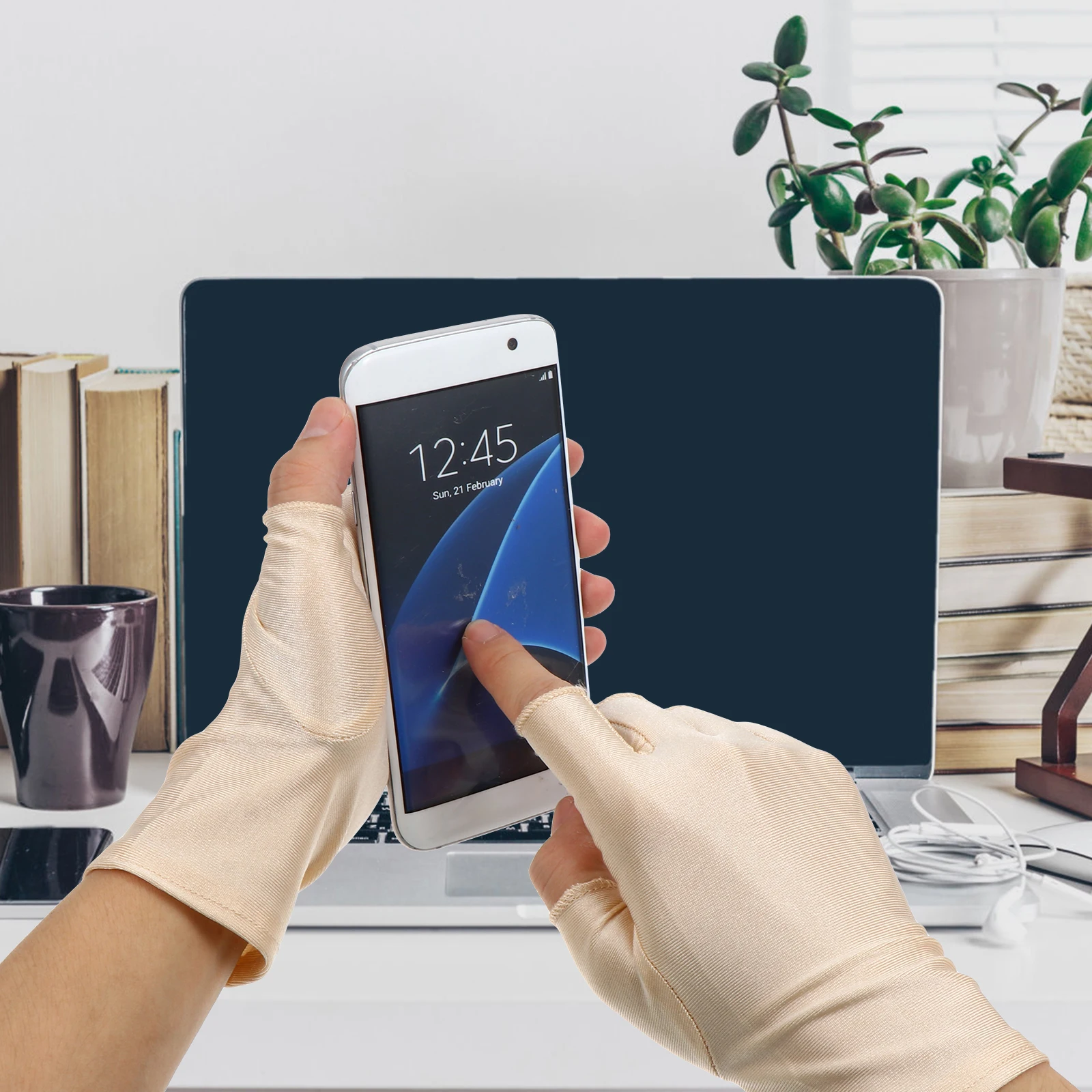 2Pairs Breathable Anti-Uv Gloves Spandex Ice Silk Elastic Cycling Riding Summer Use Uv Protection Half Finger Cycling Gloves