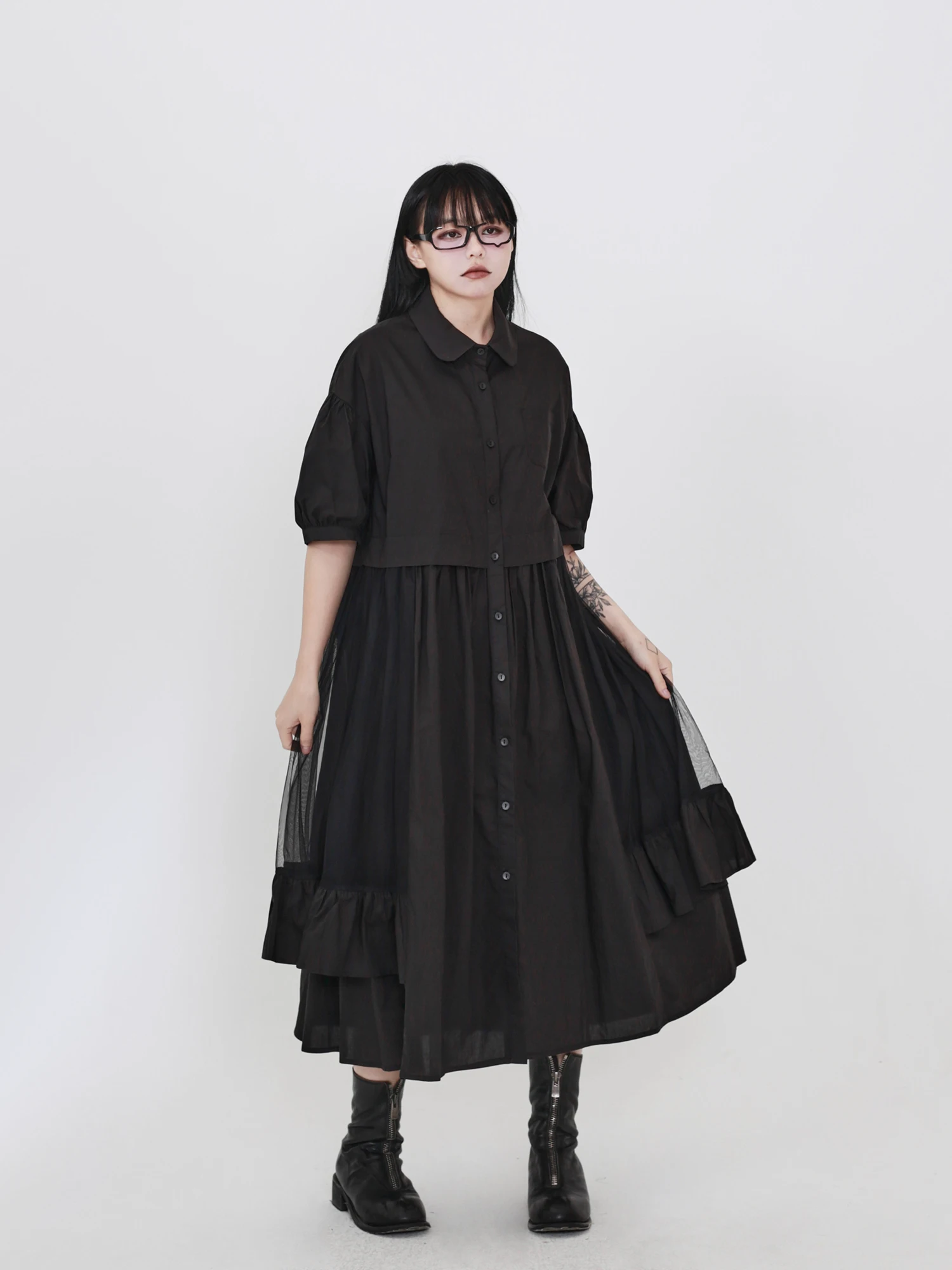 Minimalist Long Dress Boring Style Single Button Shirt Dress Mesh Splicing Anti-social Wind Dress Turn-down Collar Dress
Minimalist Long Dress Boring Style Single Button Shirt Dress Mesh Splicing Anti-social Wind Dress Turn-down Collar Dress