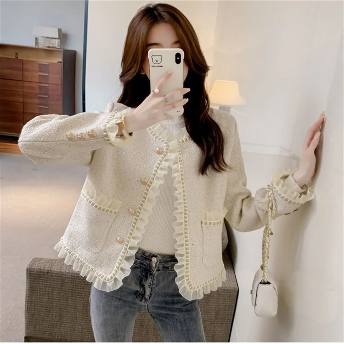 Fall Winter Retro Mesh Splicing Tweed Women's Jacket Small Fragrant Wind Elegant O-neck Long Sleeve Shinny Sequins Woolen Coats
Fall Winter Retro Mesh Splicing Tweed Women's Jacket Small Fragrant Wind Elegant O-neck Long Sleeve Shinny Sequins Woolen Coats