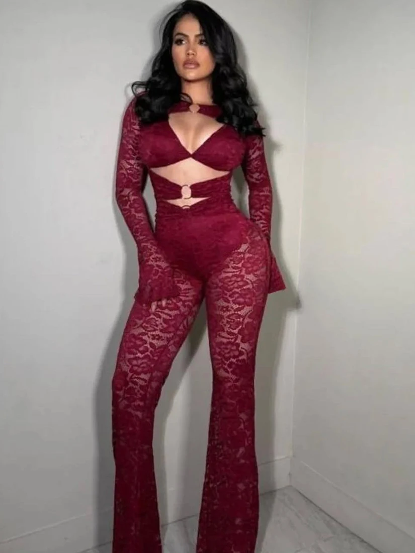 Sexy Weird Puss Long Sve Lace Hollow out Bodycon Suit for Women High Waist Pants Polyester Fabric Fall Season
Sexy Weird Puss Long Sve Lace Hollow out Bodycon Suit for Women High Waist Pants Polyester Fabric Fall Season