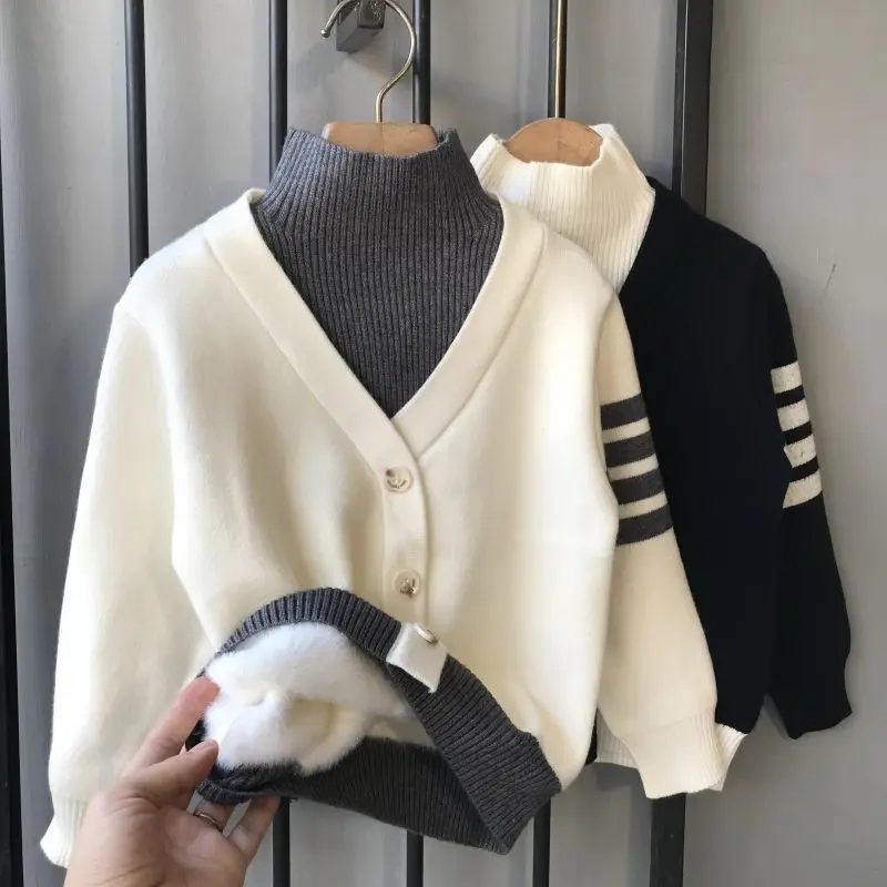Boys' Single-Layer Fleece-Lined Fake Two Pieces Sweaters Velvet Padded Bottoming Shirt Winter Clothes 2022 New Simple Children's
Boys' Single-Layer Fleece-Lined Fake Two Pieces Sweaters Velvet Padded Bottoming Shirt Winter Clothes 2022 New Simple Children's