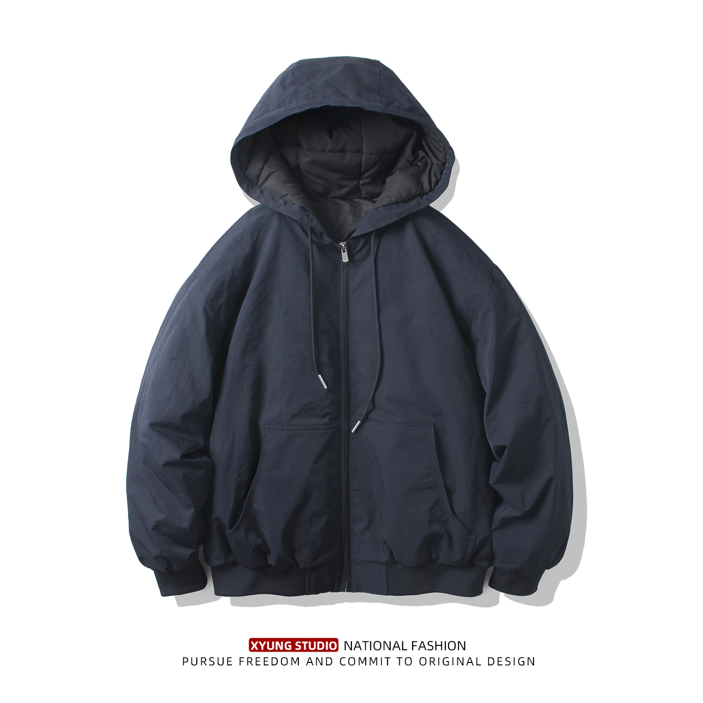 Мужская зимняя утепленная куртка-бомбер с капюшоном, свободного кроя, из полиэстера, с наполнителем из белого пуха, для активного отдыха, морозостойкая
Мужская зимняя утепленная куртка-бомбер с капюшоном, свободного кроя, из полиэстера, с наполнителем из белого пуха, для активного отдыха, морозостойкая