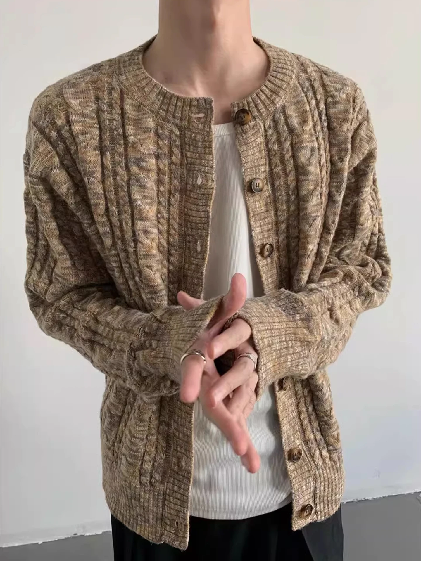 Вязаный свободный повседневный свитер American Color Blo, круглый открытый кардиган для мужчин и женщин, осень-зима, удобный мягкий P...
Вязаный свободный повседневный свитер American Color Blo, круглый открытый кардиган для мужчин и женщин, осень-зима, удобный мягкий P...