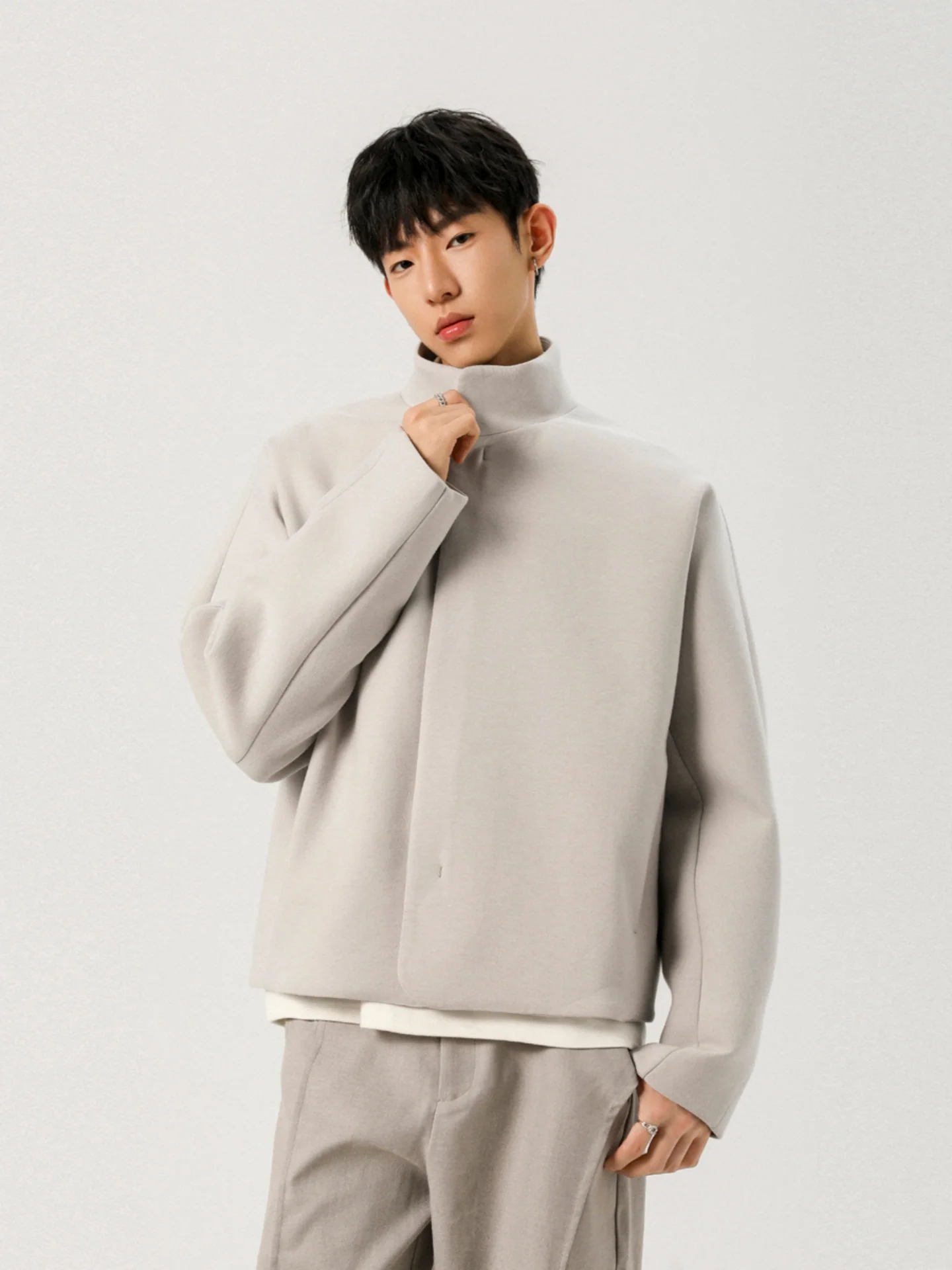 Ele ort Stand Collar Jaet Men's Casual Pure Color Retro Sle Autumn Winter Zipper Closure Wear Resistant Simple Top
Ele ort Stand Collar Jaet Men's Casual Pure Color Retro Sle Autumn Winter Zipper Closure Wear Resistant Simple Top