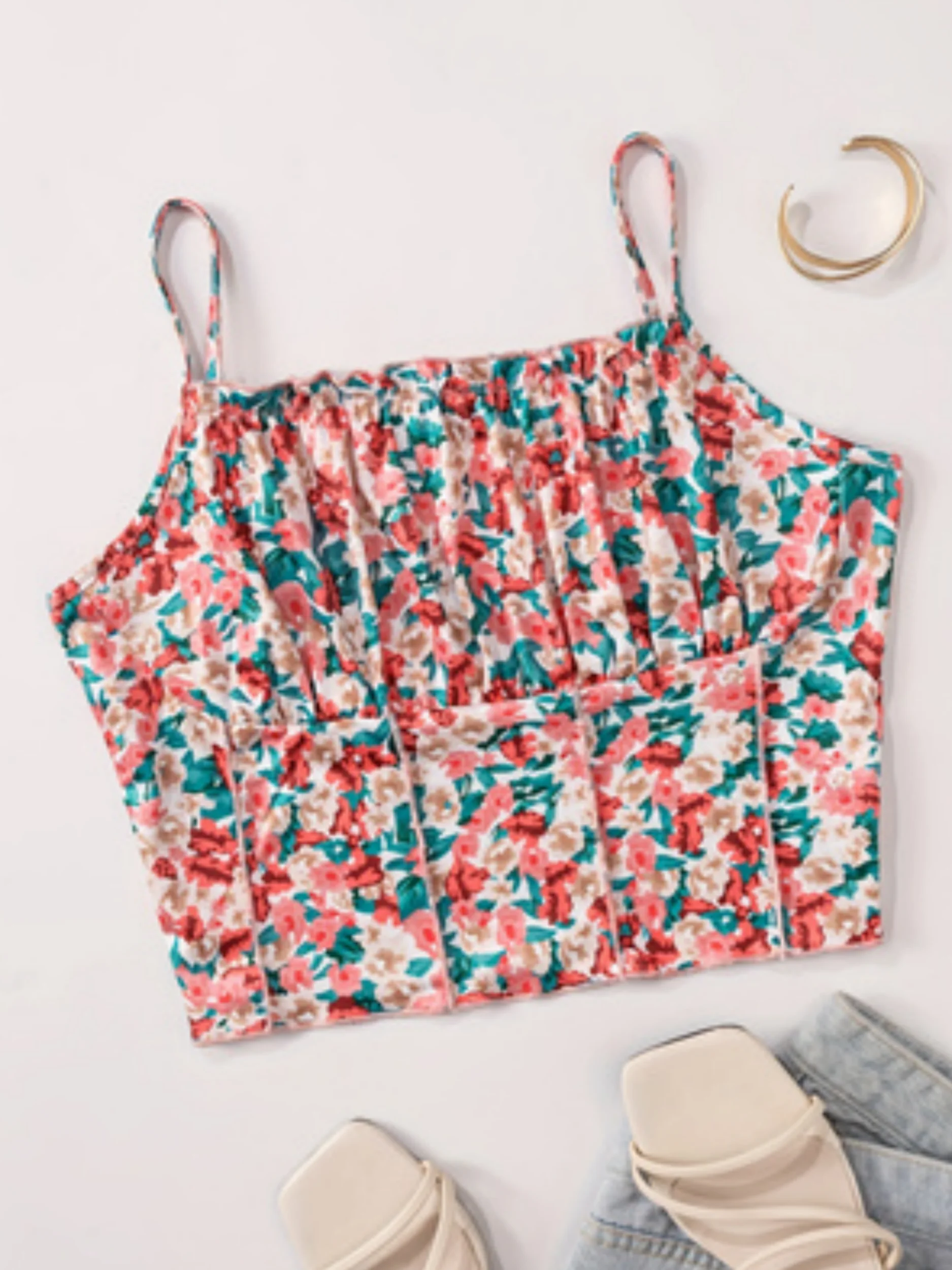 Spring, summer and autumn women's cool and casual floral halter tops
Spring, summer and autumn women's cool and casual floral halter tops