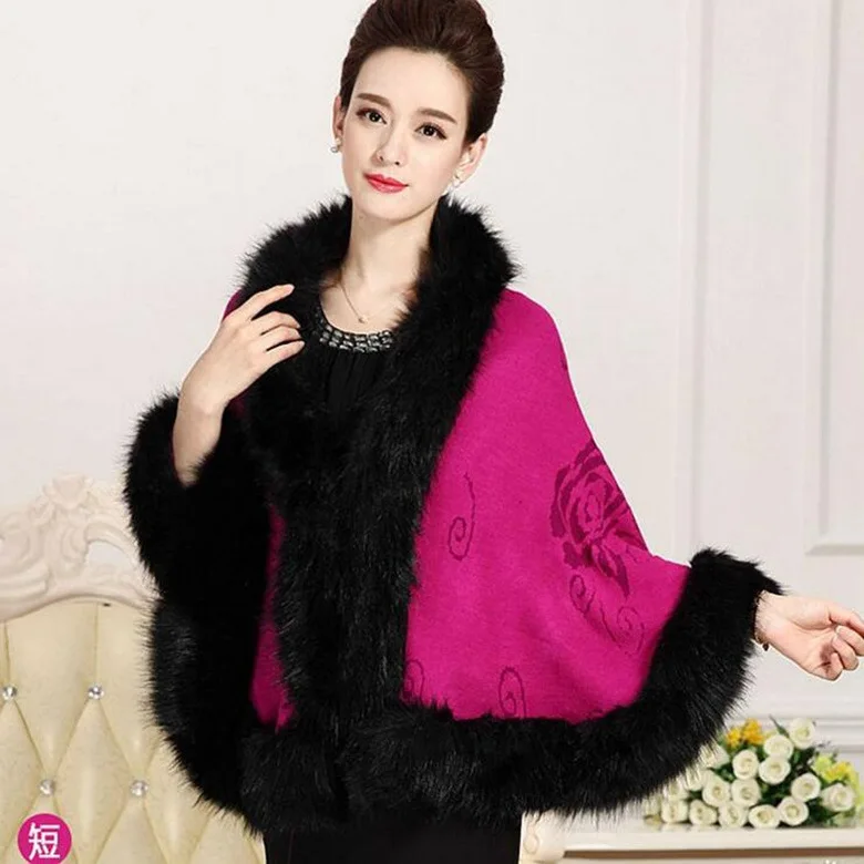 Autumn Winter New Female Cloak Imitation Fox Fur Coat Pure Color Fur Cloak Cape Imitation Wool Collar Ponchos Rose Red Capes
Autumn Winter New Female Cloak Imitation Fox Fur Coat Pure Color Fur Cloak Cape Imitation Wool Collar Ponchos Rose Red Capes