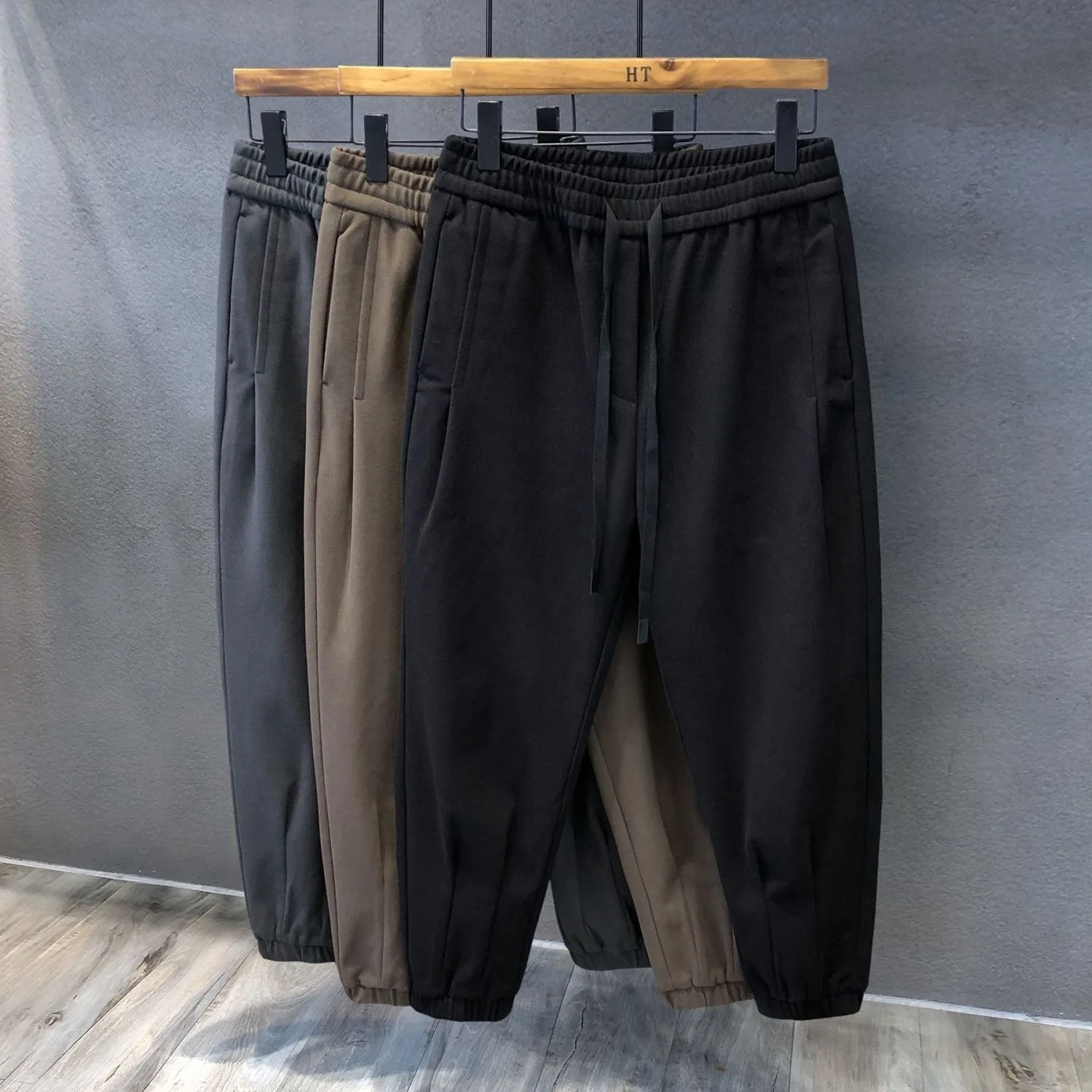Loose Straight Leg Sweatpants for Men Summer Elastic Waist Harem Cuffed Japanese Lazy Sle Casual Pants plus Size 300 Pou
Loose Straight Leg Sweatpants for Men Summer Elastic Waist Harem Cuffed Japanese Lazy Sle Casual Pants plus Size 300 Pou