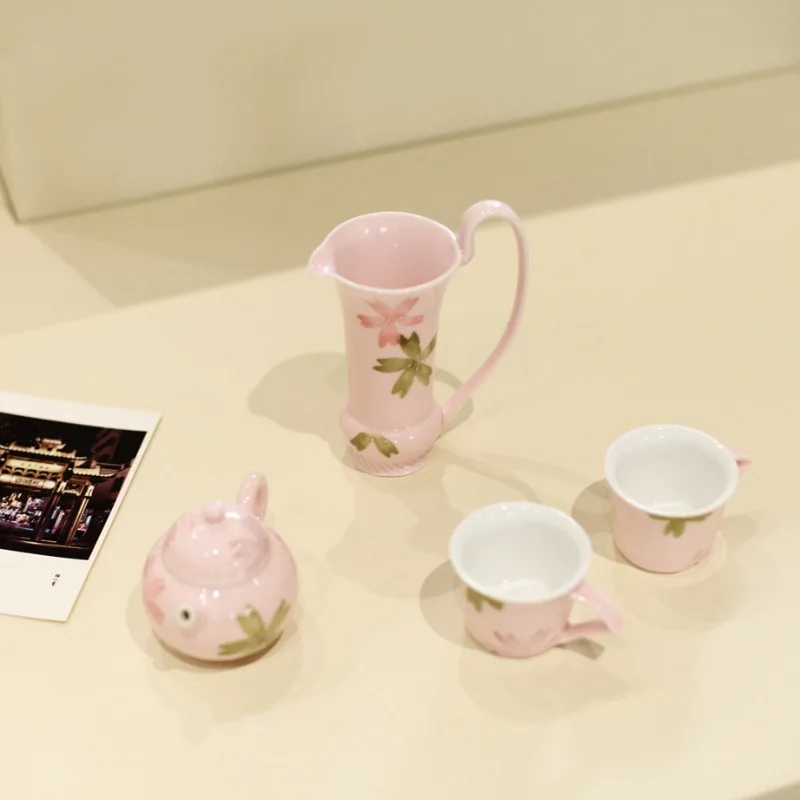Tender Powder Ear-lifting Small Male Cup Ceramic Hand-painted Tea Set, Teacup Girl Pink, Gift for Girlfriend
Tender Powder Ear-lifting Small Male Cup Ceramic Hand-painted Tea Set, Teacup Girl Pink, Gift for Girlfriend