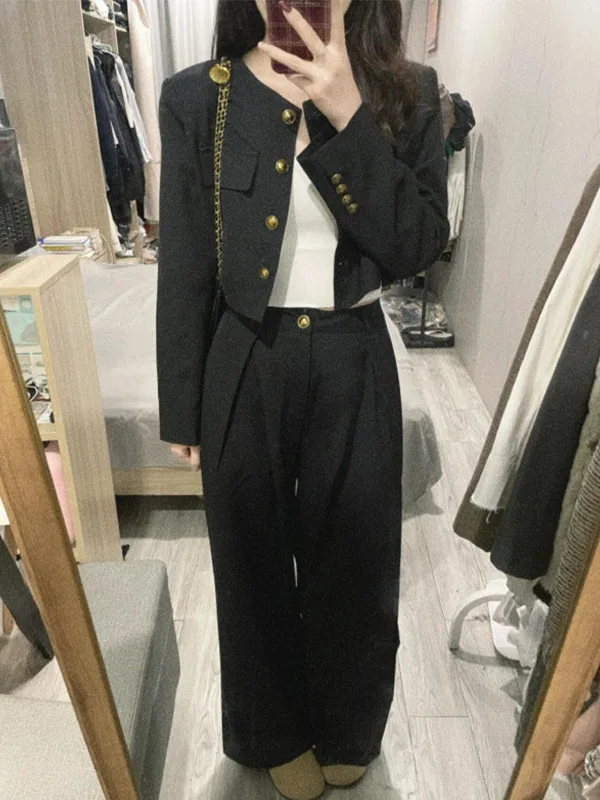Elegant Black Short Jacket Women's Autumn 2025 Slimming Wide Leg Pants Two-Piece Set Fashionable French Style Long Sleeve
Elegant Black Short Jacket Women's Autumn 2025 Slimming Wide Leg Pants Two-Piece Set Fashionable French Style Long Sleeve