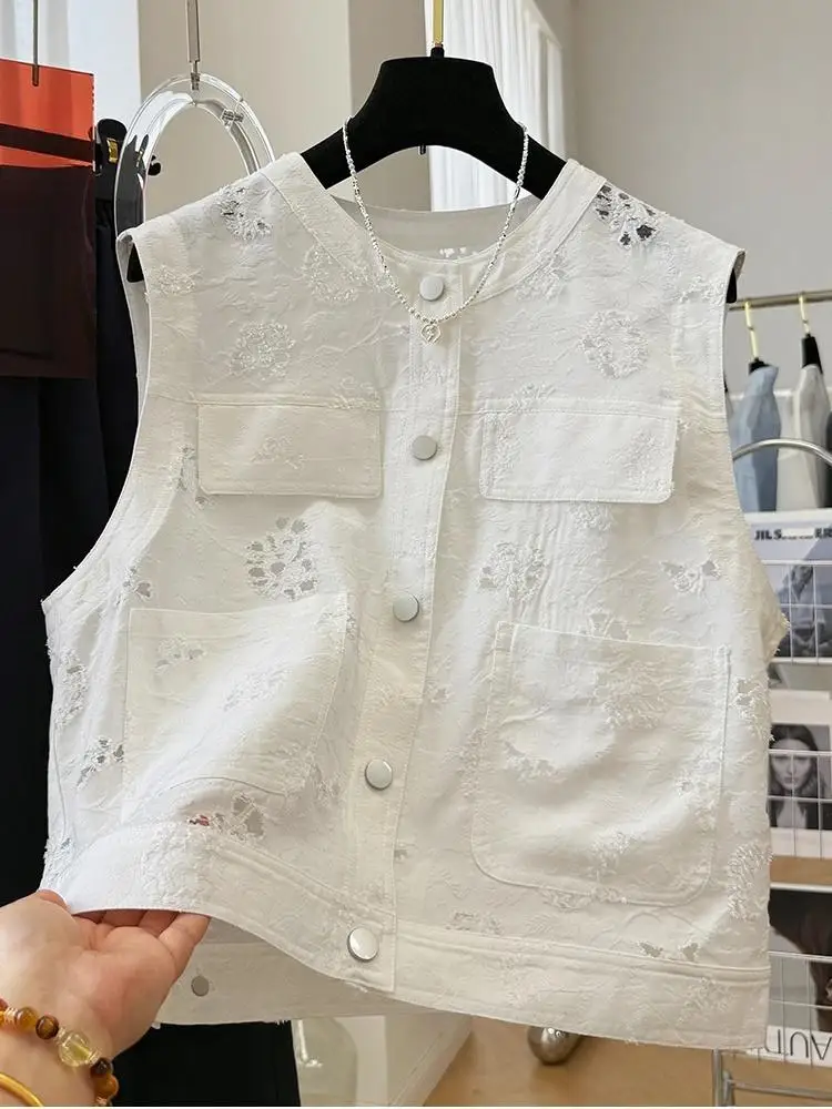 Tops For Women 2025 Summer Elegant Tank Vest Top Ladies Fashion Casual White Sleeveless Vest Tops
Tops For Women 2025 Summer Elegant Tank Vest Top Ladies Fashion Casual White Sleeveless Vest Tops