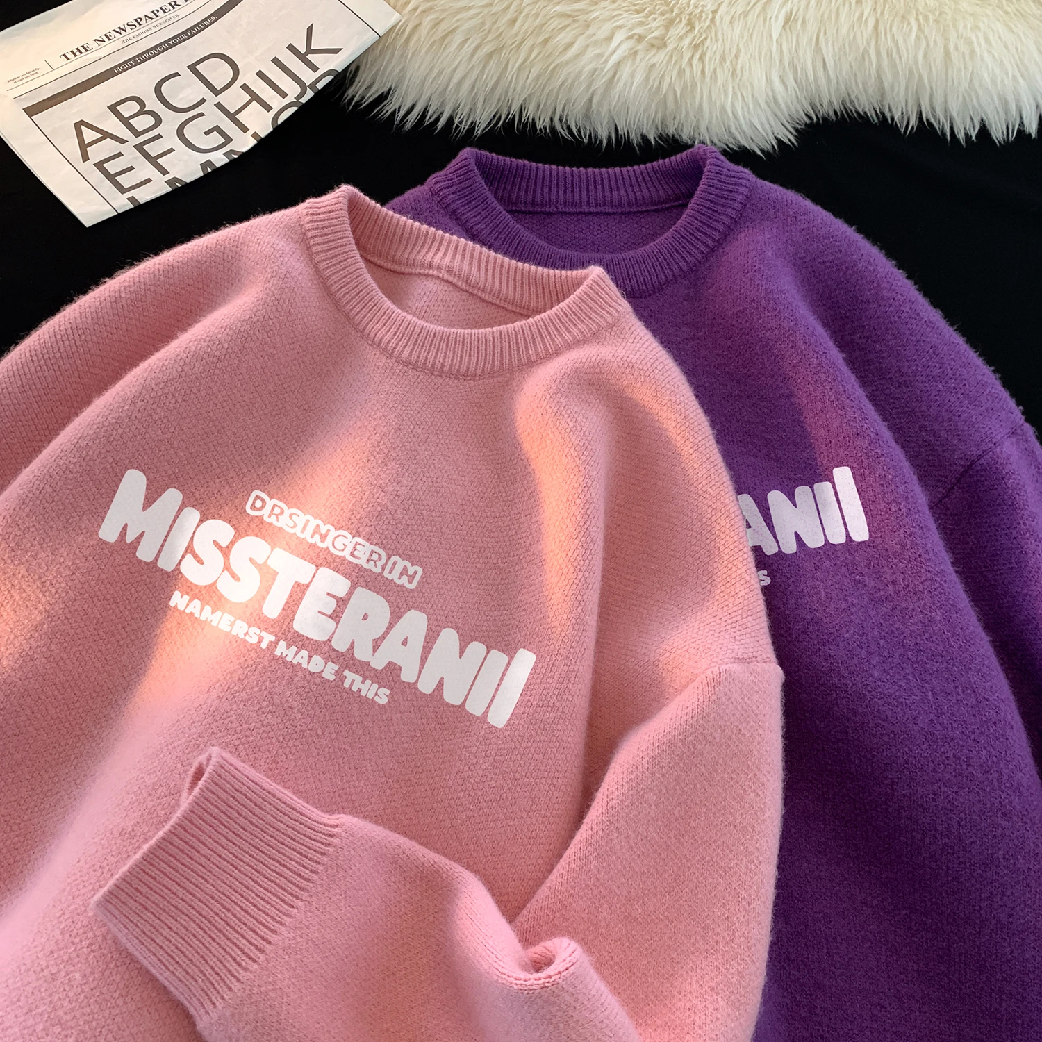 Парные вязаные свитера свободного кроя с круглым вырезом, базовый слой, в американском стиле, весна-осень, новинка, комфортные, вязаные.
Парные вязаные свитера свободного кроя с круглым вырезом, базовый слой, в американском стиле, весна-осень, новинка, комфортные, вязаные.