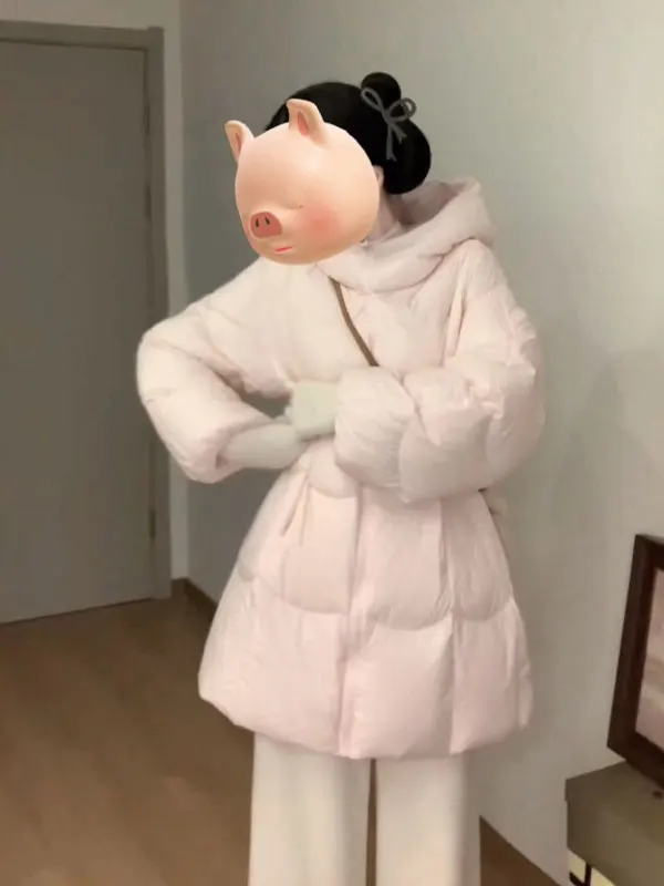 Стильная модная хлопковая куртка средней длины с капюшоном, модная верхняя одежда для зимы, простая модель с длинными рукавами и застежкой-молнией
Стильная модная хлопковая куртка средней длины с капюшоном, модная верхняя одежда для зимы, простая модель с длинными рукавами и застежкой-молнией