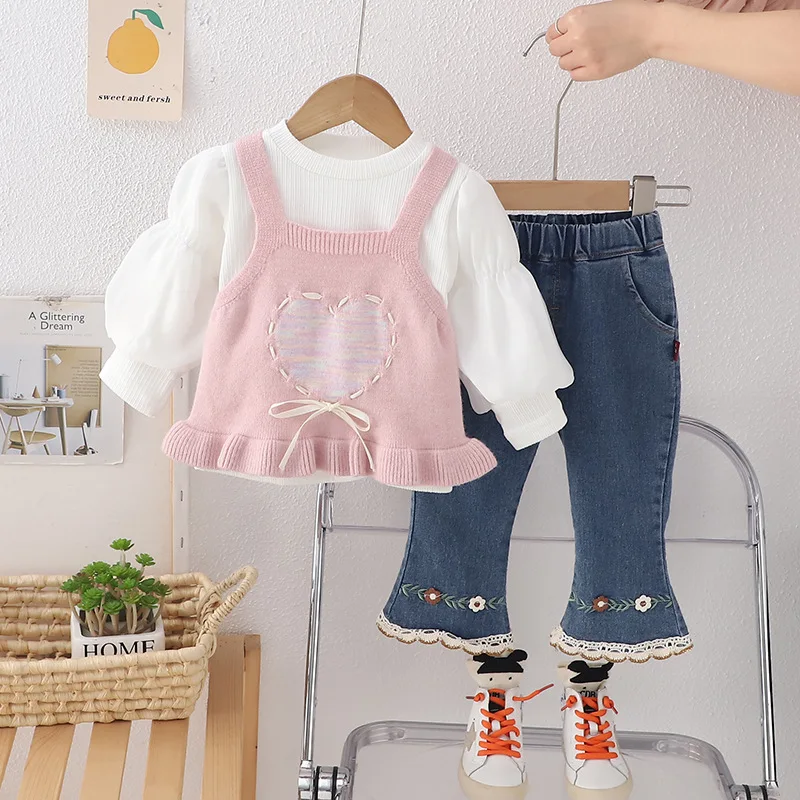Spring 1 year Baby Birthday Sets Baby Girls Clothes Love Knitted Tank Top+T-shirt+Cowboy Bellbottom Pant Suits infant Cloth sets
Spring 1 year Baby Birthday Sets Baby Girls Clothes Love Knitted Tank Top+T-shirt+Cowboy Bellbottom Pant Suits infant Cloth sets