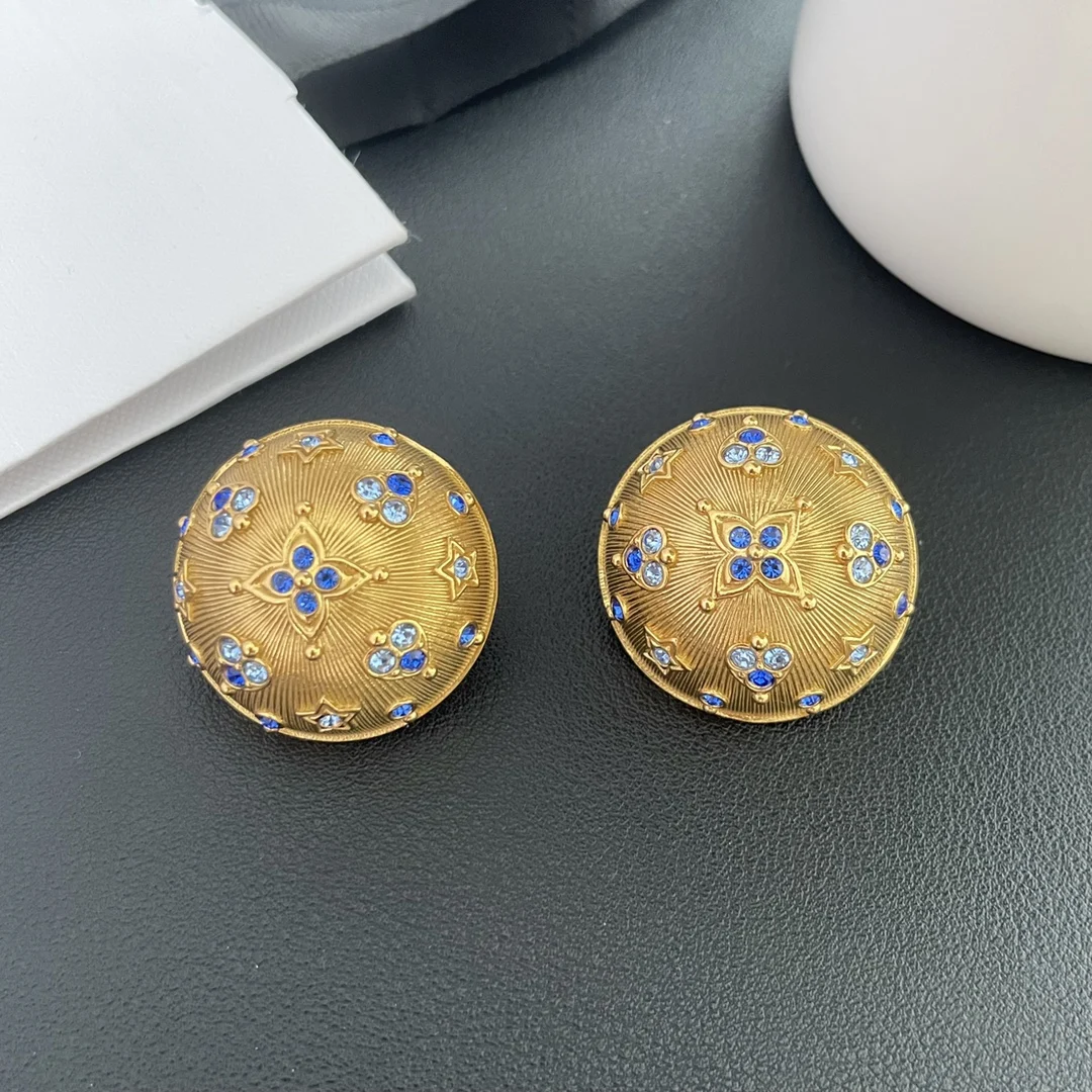 Vintage Blue Crystal Round Brushed Brass Plated 18K Gold Earring Ear Clip Women Dainty Jewelry Holiday Gifts Trend
Vintage Blue Crystal Round Brushed Brass Plated 18K Gold Earring Ear Clip Women Dainty Jewelry Holiday Gifts Trend