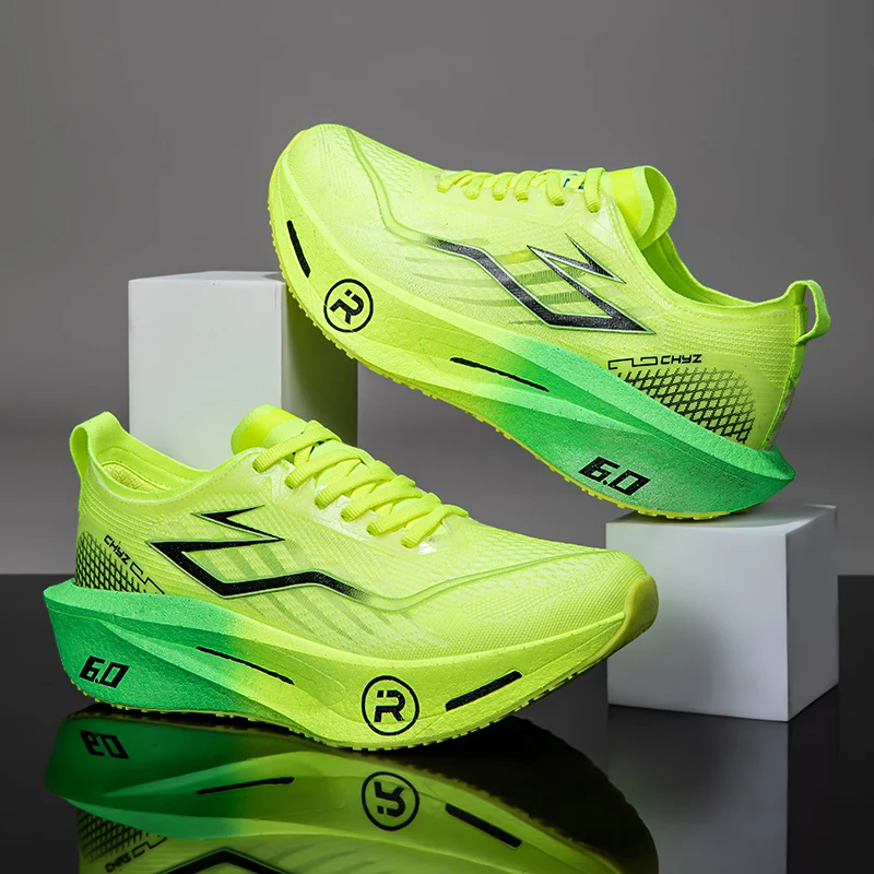 New Men's Professional Marathon Carbon Plate Breathable Lightweight Mesh Shock-Absorbing Student Sports Shoes Running Shoes
New Men's Professional Marathon Carbon Plate Breathable Lightweight Mesh Shock-Absorbing Student Sports Shoes Running Shoes
