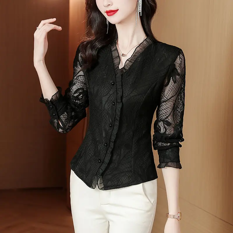Hollow Out Lace Bottoming Blouse New Long Sleeve Women Spring V Neck Loose Shirt Ladies Tops
Hollow Out Lace Bottoming Blouse New Long Sleeve Women Spring V Neck Loose Shirt Ladies Tops