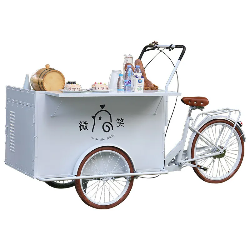 European-style homestay camping camping scenic spot vacation food truck night market street view stall car
European-style homestay camping camping scenic spot vacation food truck night market street view stall car