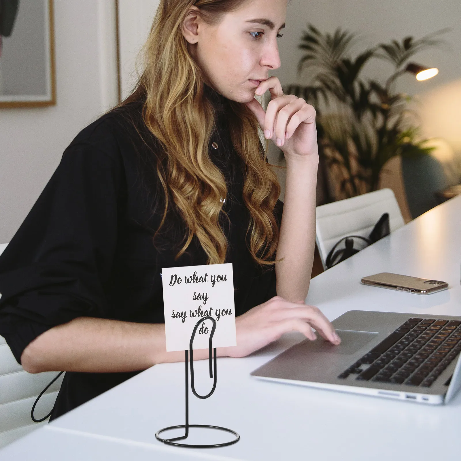 5pcs Metal Note Holder Clip Large Desktop Organizer For Papers Documents Bookmarks Money Storage Office School Home File Clamps
5pcs Metal Note Holder Clip Large Desktop Organizer For Papers Documents Bookmarks Money Storage Office School Home File Clamps