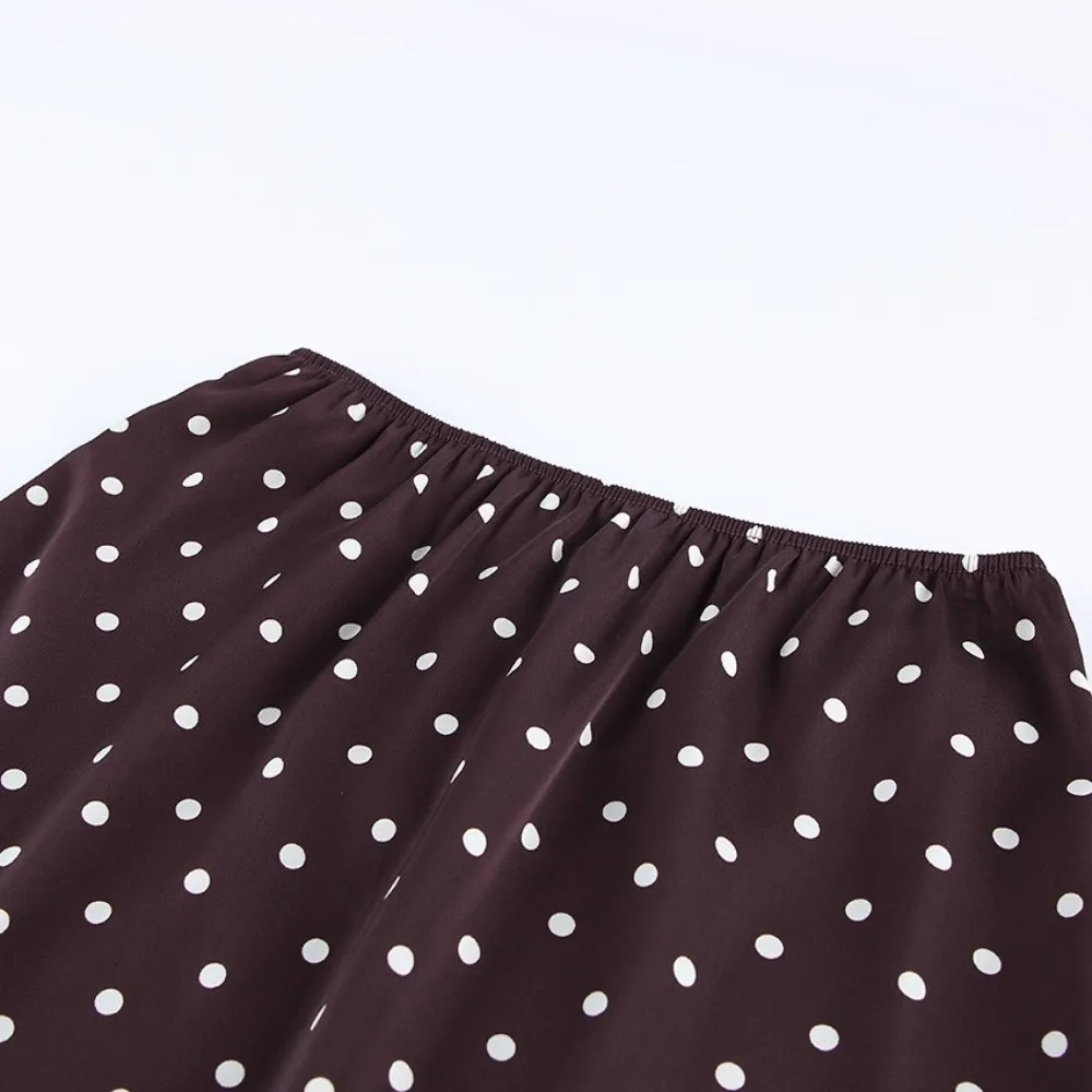 Chic High Waist Women's Mini Skirt Vintage Summer Polka Dot Skirts Elegant Lace Trim Short Skirts Streetwear
Chic High Waist Women's Mini Skirt Vintage Summer Polka Dot Skirts Elegant Lace Trim Short Skirts Streetwear