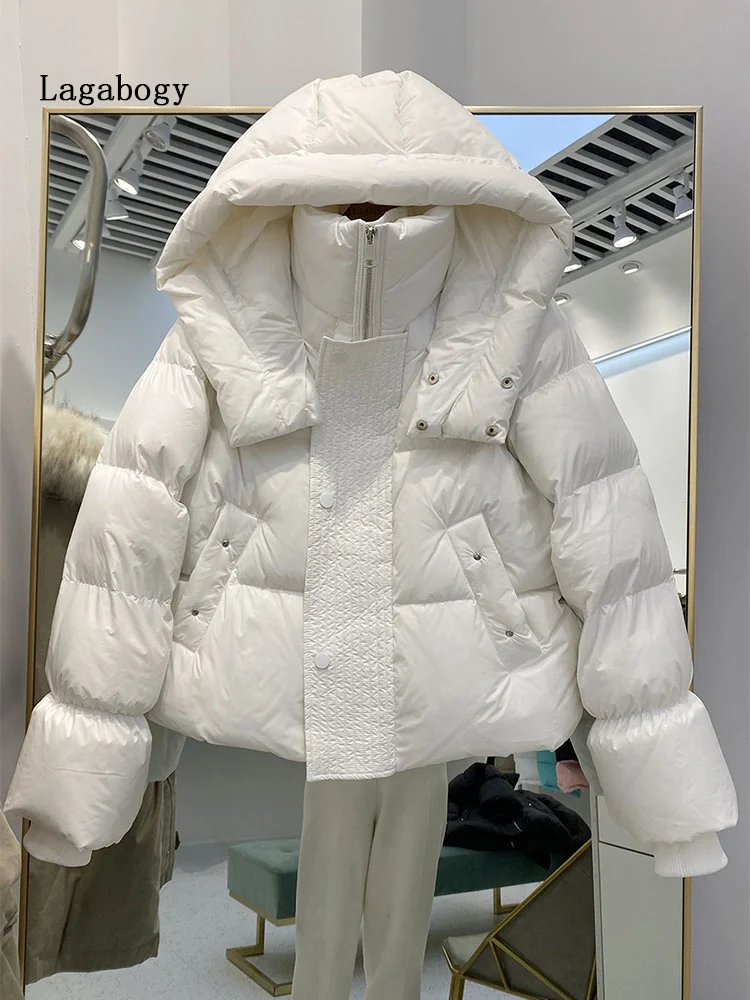 90% Winter Women 2023 White Duck New Down Hooded Jackets Warm Short Zipper Coat Female Loose Thick Parkas Outwear
90% Winter Women 2023 White Duck New Down Hooded Jackets Warm Short Zipper Coat Female Loose Thick Parkas Outwear