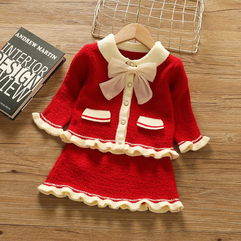 Girls' Autumn 2023 New Fashion Sweater Set Skirt 1-6 Year Old Bow Tie Wood Ear Decoration Knitted Princess Dress Two Piece Set
Girls' Autumn 2023 New Fashion Sweater Set Skirt 1-6 Year Old Bow Tie Wood Ear Decoration Knitted Princess Dress Two Piece Set