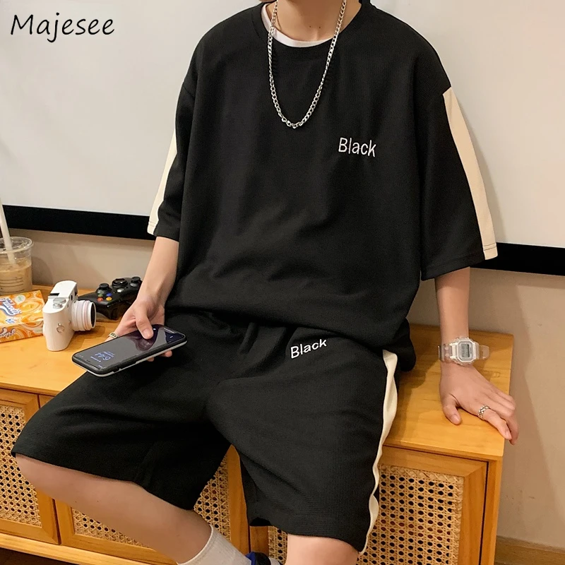 Sets Men Clothing Korean Style Summer O-neck T-shirts All-match Elastic Waist Shorts Fashion Popular Baggy Patchwork Simple Soft
Sets Men Clothing Korean Style Summer O-neck T-shirts All-match Elastic Waist Shorts Fashion Popular Baggy Patchwork Simple Soft