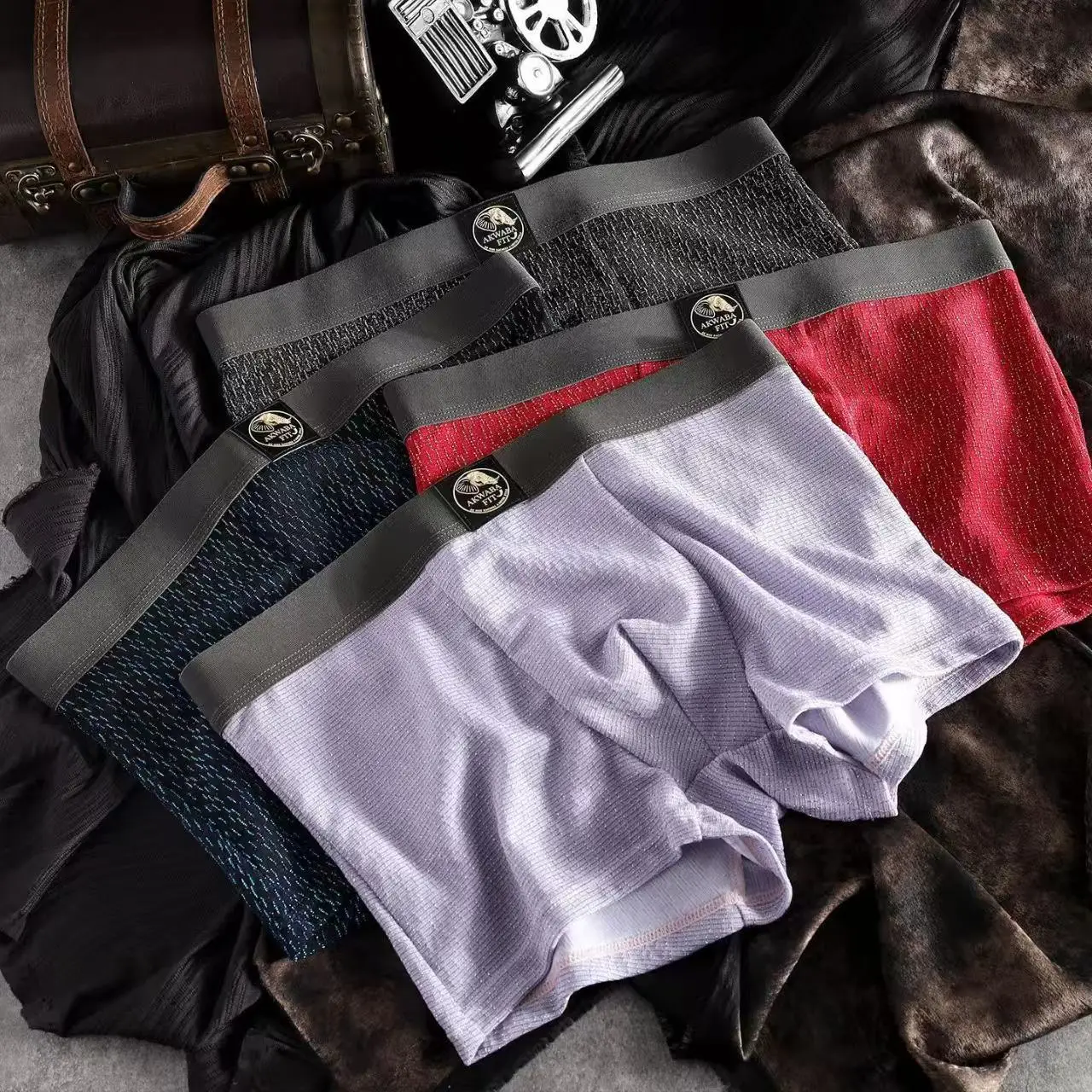 4Pcs Men's Casual Solid Color Textured Flat Corner Pants, Elastic Breathable Underwear, Men's Comfortable Personalized Underwear
4Pcs Men's Casual Solid Color Textured Flat Corner Pants, Elastic Breathable Underwear, Men's Comfortable Personalized Underwear