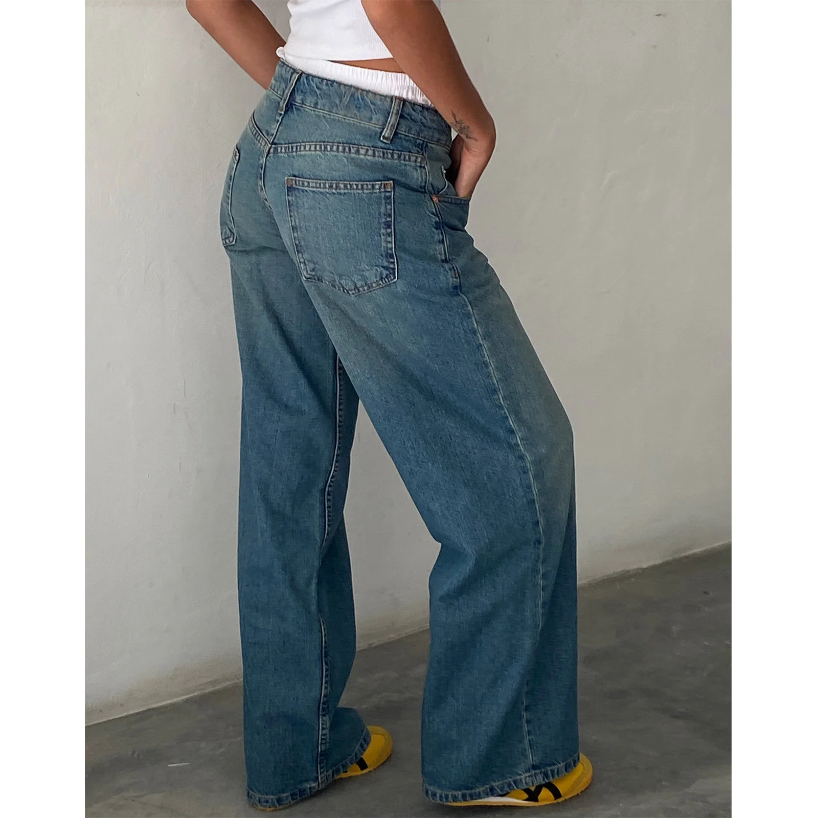 Low Rise Jeans for Women Jeans Wide Straight Leg Baggy Jeans Y2k Vintage Boyfriend Denim Pants with Pocket Streetwear
Low Rise Jeans for Women Jeans Wide Straight Leg Baggy Jeans Y2k Vintage Boyfriend Denim Pants with Pocket Streetwear