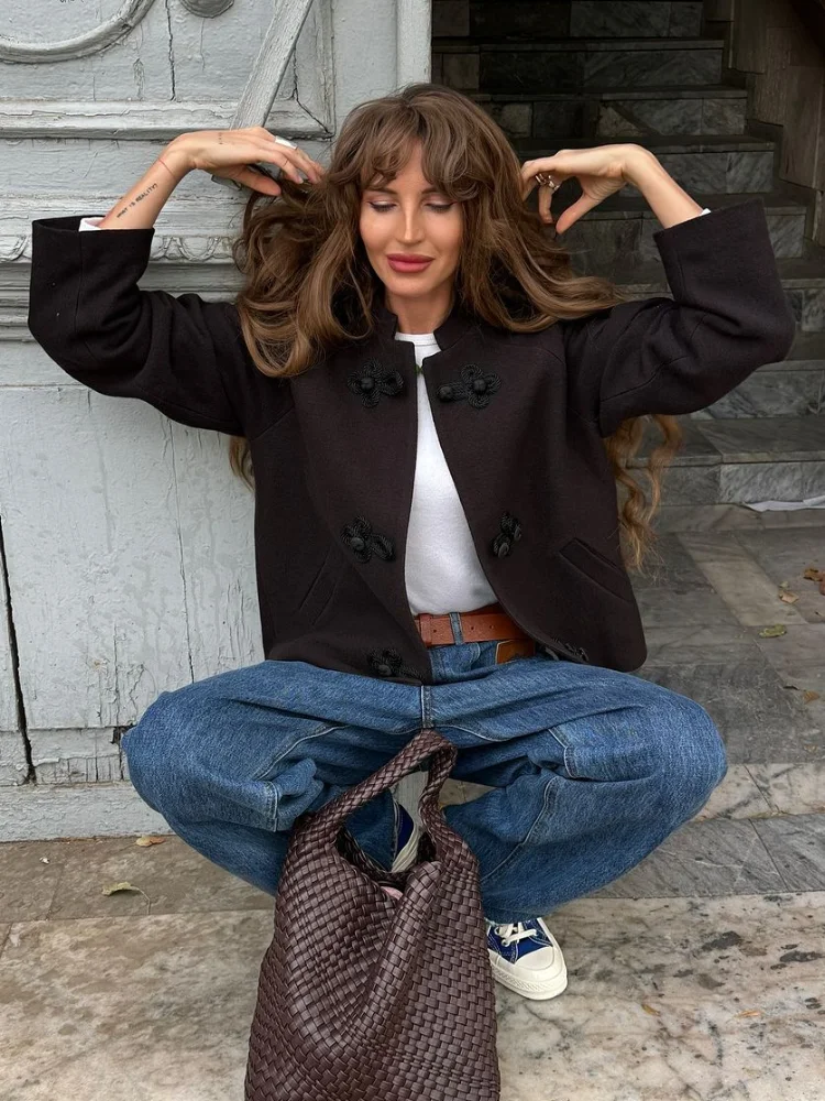 Knot Single Breasted brwon Woolen Jacket Women Casual lapel Pocket Loose cropped Coat Lady Autumn Daily Commuting Street Outwear
Knot Single Breasted brwon Woolen Jacket Women Casual lapel Pocket Loose cropped Coat Lady Autumn Daily Commuting Street Outwear