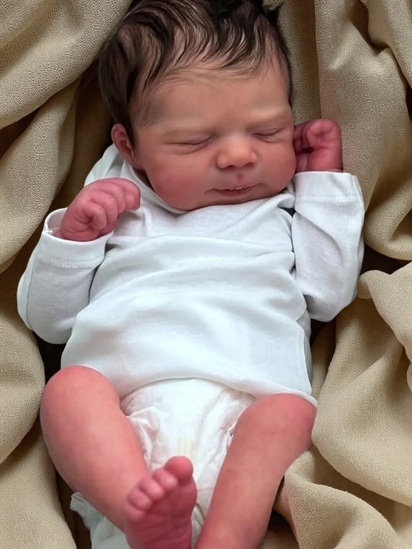 Risbecko Lifelike 43cm Finished Reborn Doll, Like Real Baby Handmade Art Doll, 3D Painted Skin With Visible Veins Vinyl Limbs
Risbecko Lifelike 43cm Finished Reborn Doll, Like Real Baby Handmade Art Doll, 3D Painted Skin With Visible Veins Vinyl Limbs