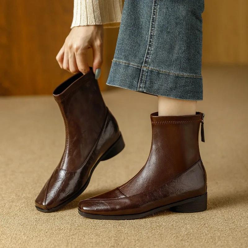 Women's Square Toe Ankle Boots, 2026 New Spring/Autumn Style, Merard Black Boots, Fashionable and Versatile, Back Zipper
Women's Square Toe Ankle Boots, 2026 New Spring/Autumn Style, Merard Black Boots, Fashionable and Versatile, Back Zipper