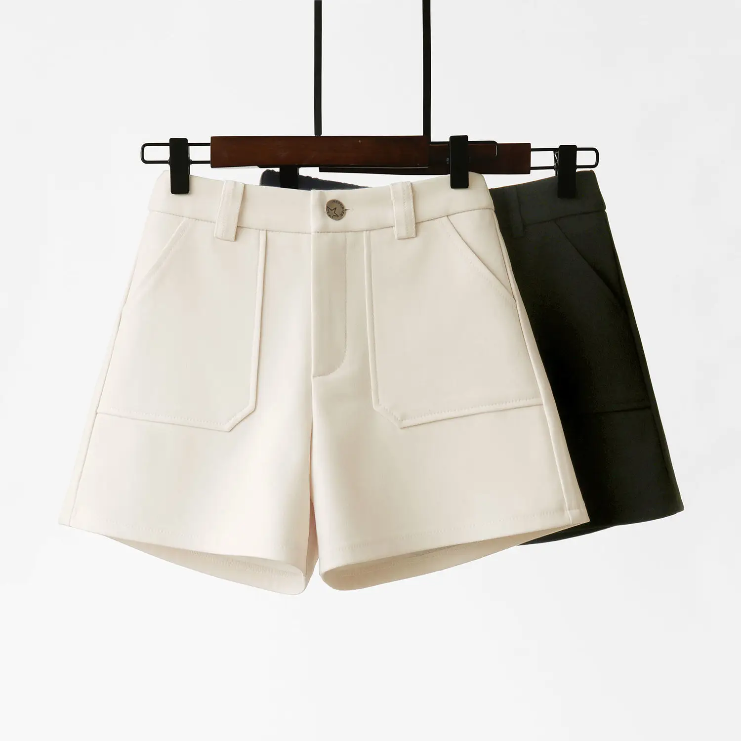 Summer New High Waist Wide Leg Single Layer Thin Loose and Slim A-line Casual Pants Shorts for Women
Summer New High Waist Wide Leg Single Layer Thin Loose and Slim A-line Casual Pants Shorts for Women