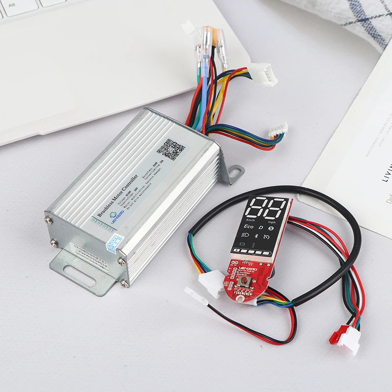 For M365/Pro Electric Scooter Controller 36V 350W Scooter Controller Digital LCD Display Replacement Scooter Accessories
For M365/Pro Electric Scooter Controller 36V 350W Scooter Controller Digital LCD Display Replacement Scooter Accessories