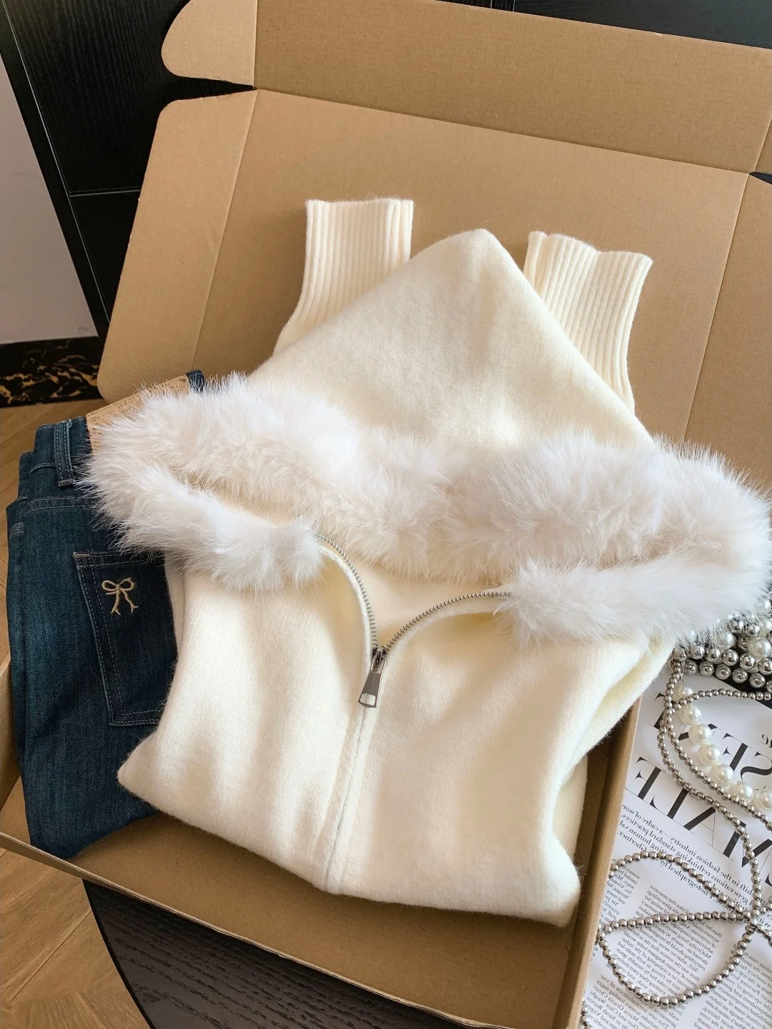 Korean Style Fashionable Hooded Double Zipper Sweater Coat Women's Autumn Winter Design Slimming Open Cardigan Top
Korean Style Fashionable Hooded Double Zipper Sweater Coat Women's Autumn Winter Design Slimming Open Cardigan Top