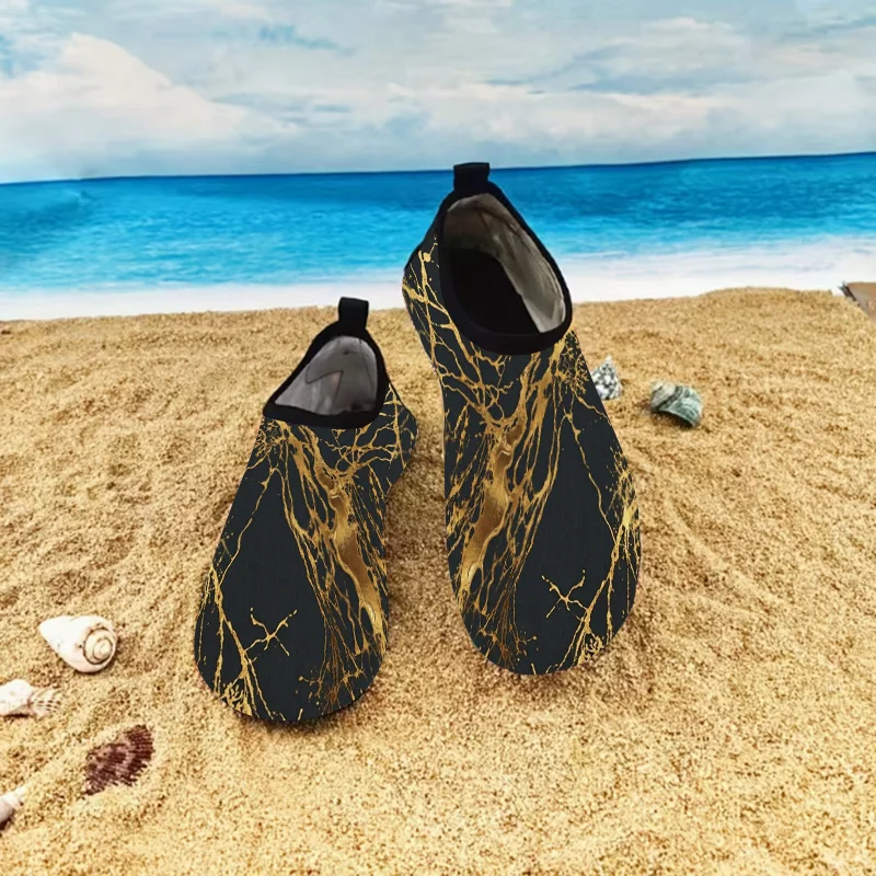 1 Pair Unisex Gold Pattern Branch Print Sandals, Non-slip Soft Sole Slides, Luxury Summer Seaside Casual Water Shoes
1 Pair Unisex Gold Pattern Branch Print Sandals, Non-slip Soft Sole Slides, Luxury Summer Seaside Casual Water Shoes