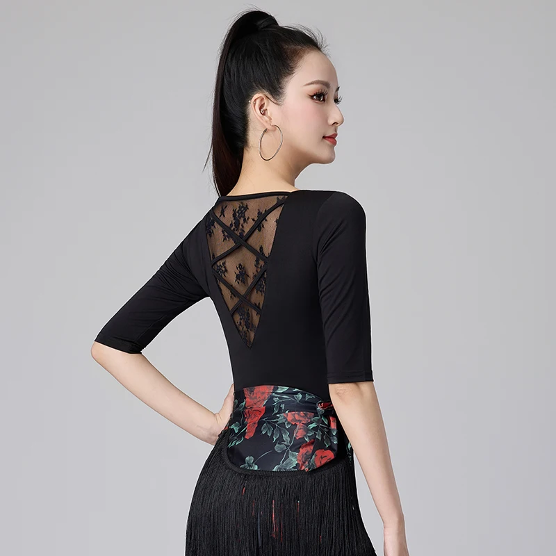 THEEPER Women Latin Ballroom Dance Outfit V Neck Lace Back Top, High Slit Floral Tassel Skirt for Practice Competition Party
THEEPER Women Latin Ballroom Dance Outfit V Neck Lace Back Top, High Slit Floral Tassel Skirt for Practice Competition Party