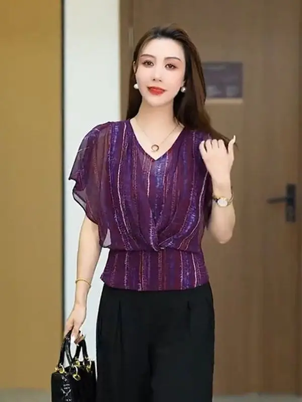 Faionable Summer 2025 Women's Chiffon Top Belly Cover V-Ne ort Sve Slimming High-End Versatile Printed Casual Sle
Faionable Summer 2025 Women's Chiffon Top Belly Cover V-Ne ort Sve Slimming High-End Versatile Printed Casual Sle