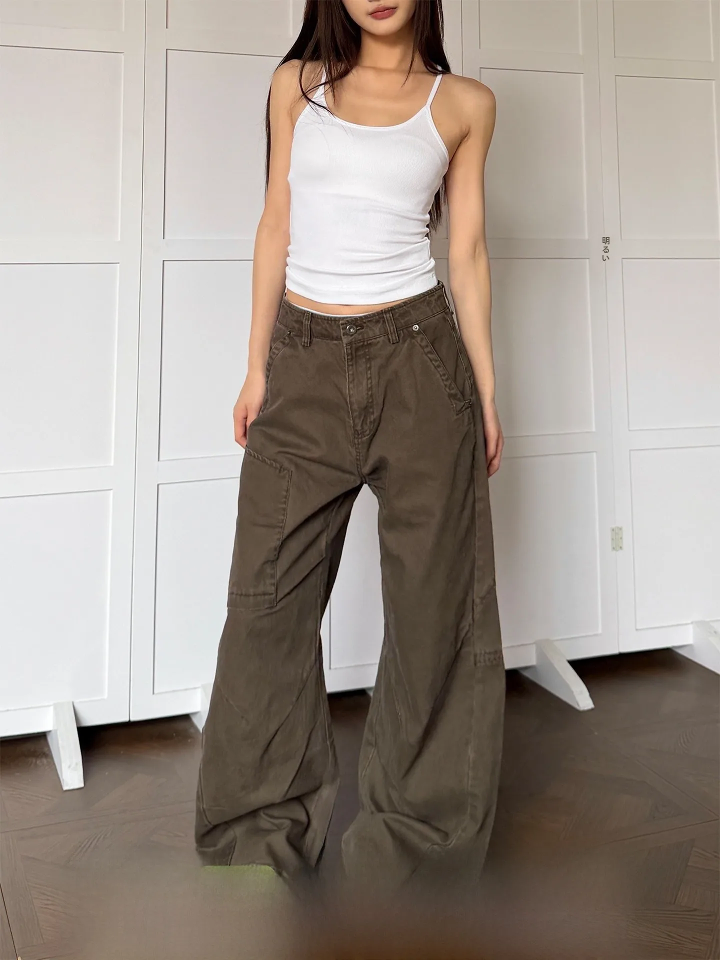 Don Cry American Style Casual Wide Leg Workwear Pants Unisex Loose Fit Versatile Comfortable Long Trousers for All Seasons
Don Cry American Style Casual Wide Leg Workwear Pants Unisex Loose Fit Versatile Comfortable Long Trousers for All Seasons