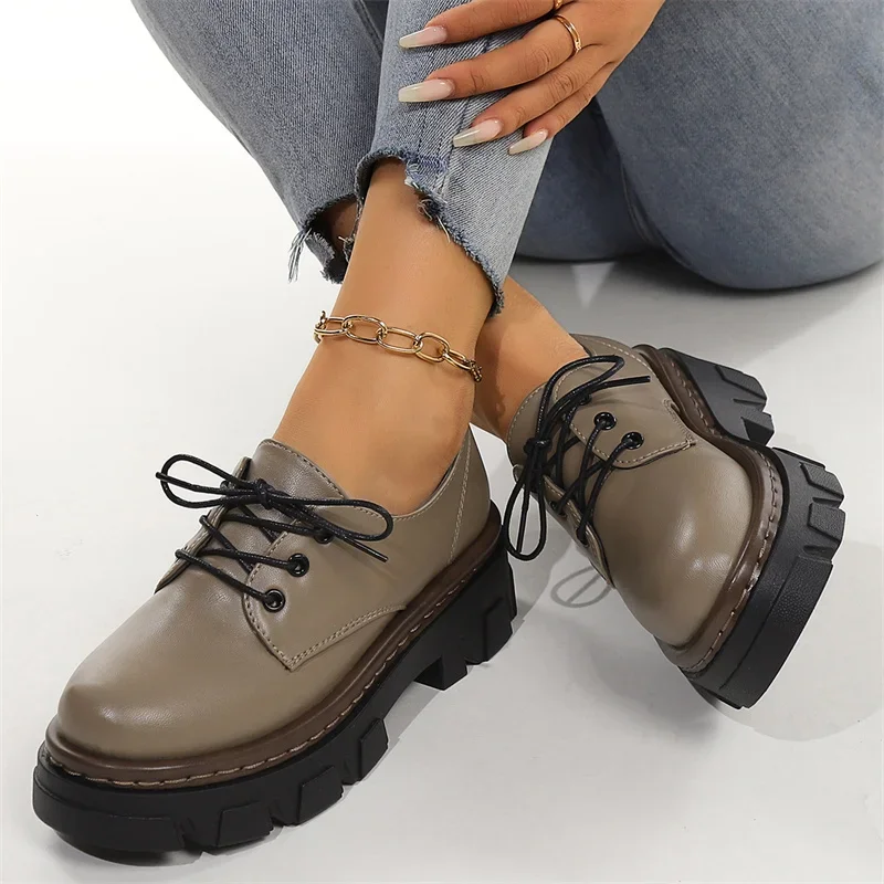 Spring and Summer Sexy Square Heel Fashionable and Comfortable Student Casual Shoes Sexy Leather Shoes Women's Elegant Round Toe
Spring and Summer Sexy Square Heel Fashionable and Comfortable Student Casual Shoes Sexy Leather Shoes Women's Elegant Round Toe