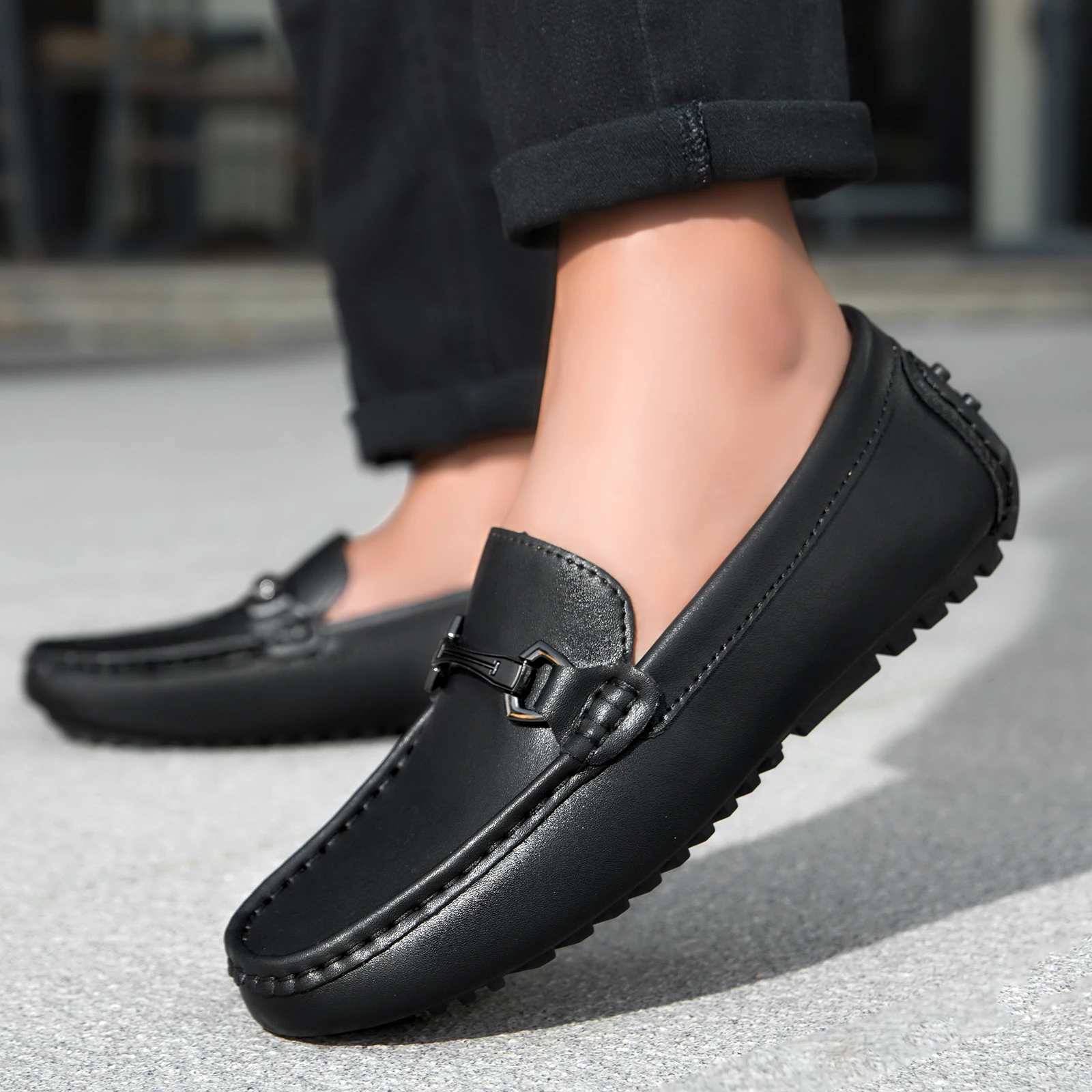 Fashion British Style Low Cut Flat Bottomed Loafers Brand Business and Office Mens Leather Shoes Quality Anti Slip Driving Shoes
Fashion British Style Low Cut Flat Bottomed Loafers Brand Business and Office Mens Leather Shoes Quality Anti Slip Driving Shoes