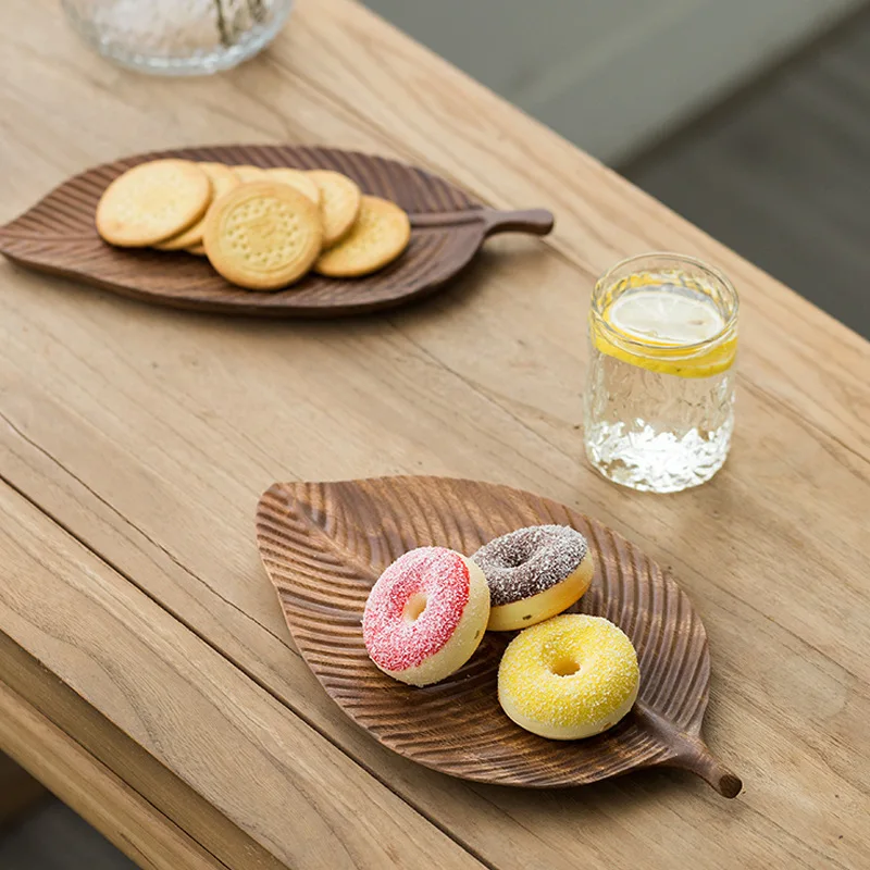 Walnut creative leaf snack tray household wooden tea table solid wood dry tea tray wooden tea cup leaf vein tray
Walnut creative leaf snack tray household wooden tea table solid wood dry tea tray wooden tea cup leaf vein tray